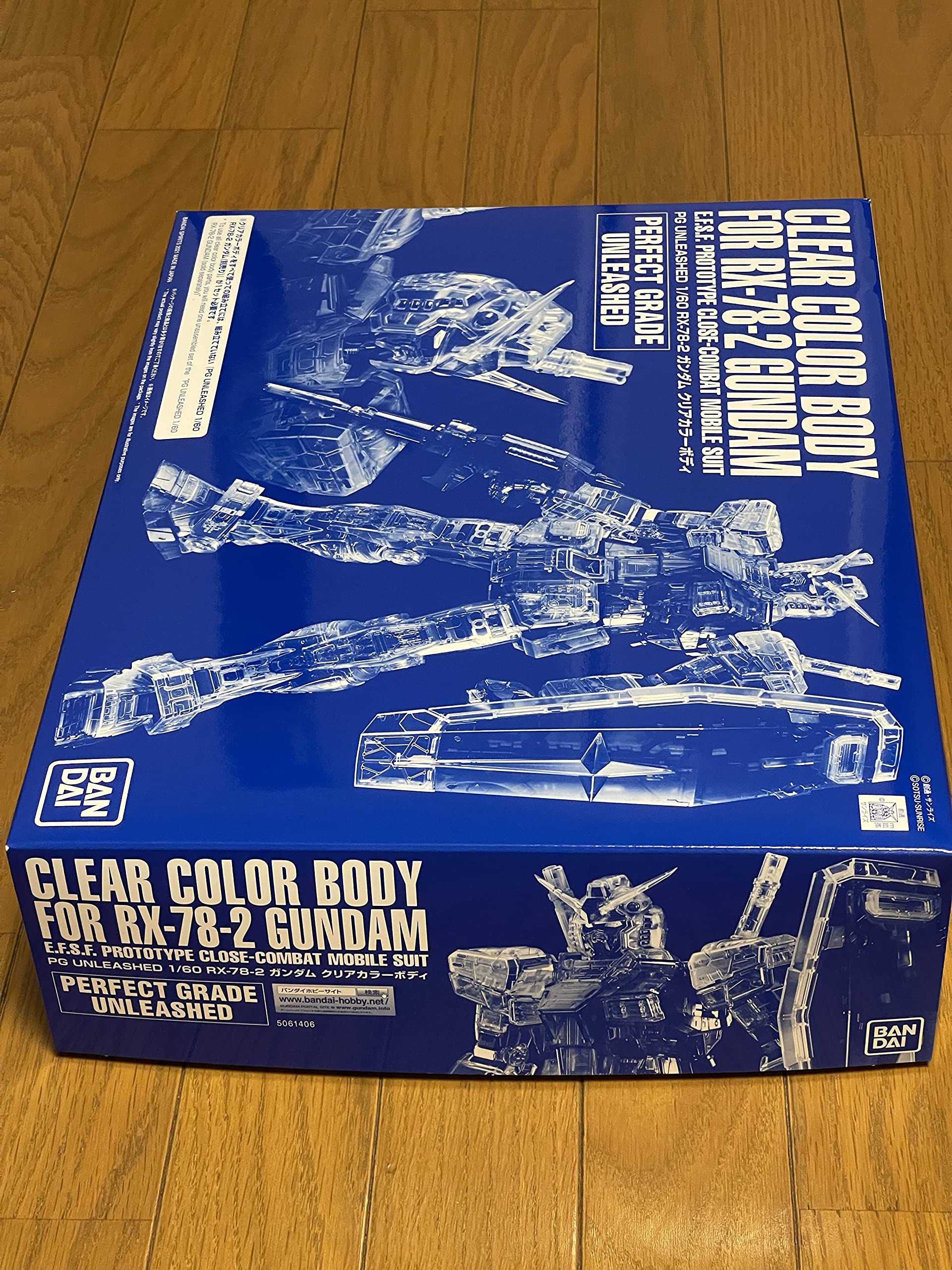 Bandai Spirits PG UNLEASHED 1/60 RX-78-2 Gundam Clear Color Body - Bild 5 von 9