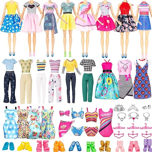 Keysse Ropa y accesorios para muñecas 37P - 2 vestidos de moda, 5 faldas, 2 tops y 2 pantalones, 3 trajes de baño, 10 pares de zapatos, 6 perchas y