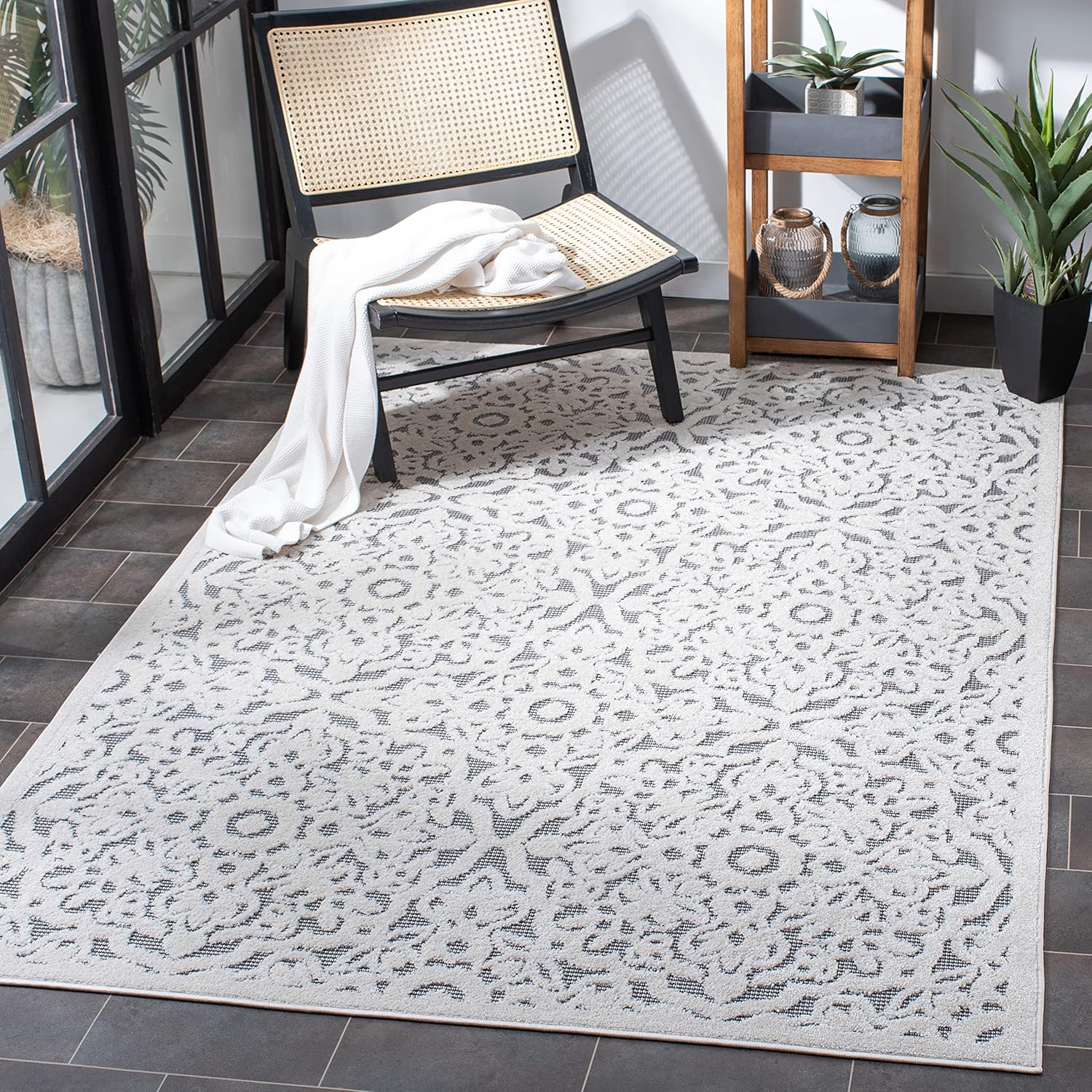 SAFAVIEH Washable Rug Outdoor Cabana Collection - 5'5" x 7'7", Ivory & Grey, Non-Shedding & Easy to Clean, Ideal for Patio, Backyard, Mudroom (CBN662A)