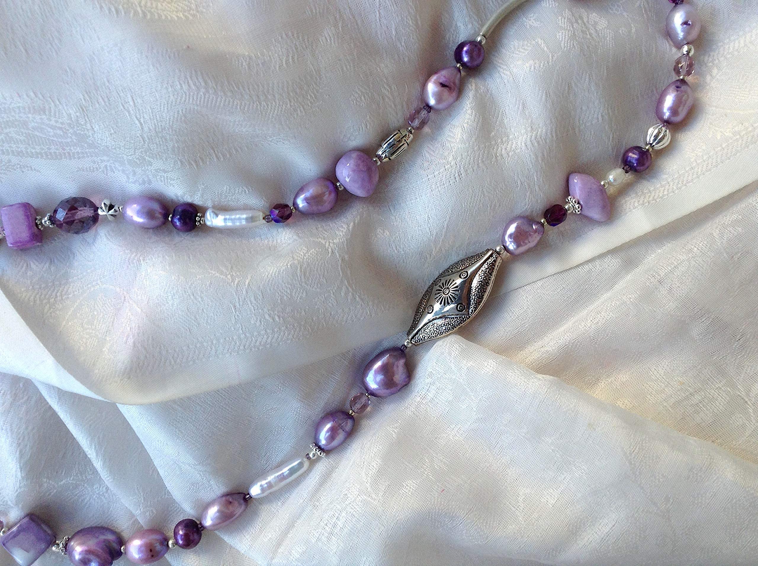 Gioielli d'Artista di Chiara Bo Collana Viola lunga in Perle Pensée