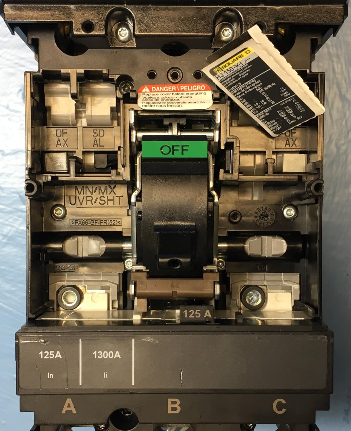 SCHNEIDER ELECTRIC HJA36125 Molded Case Circuit Breaker 600-Volt 125-Amp Electrical Box, Black