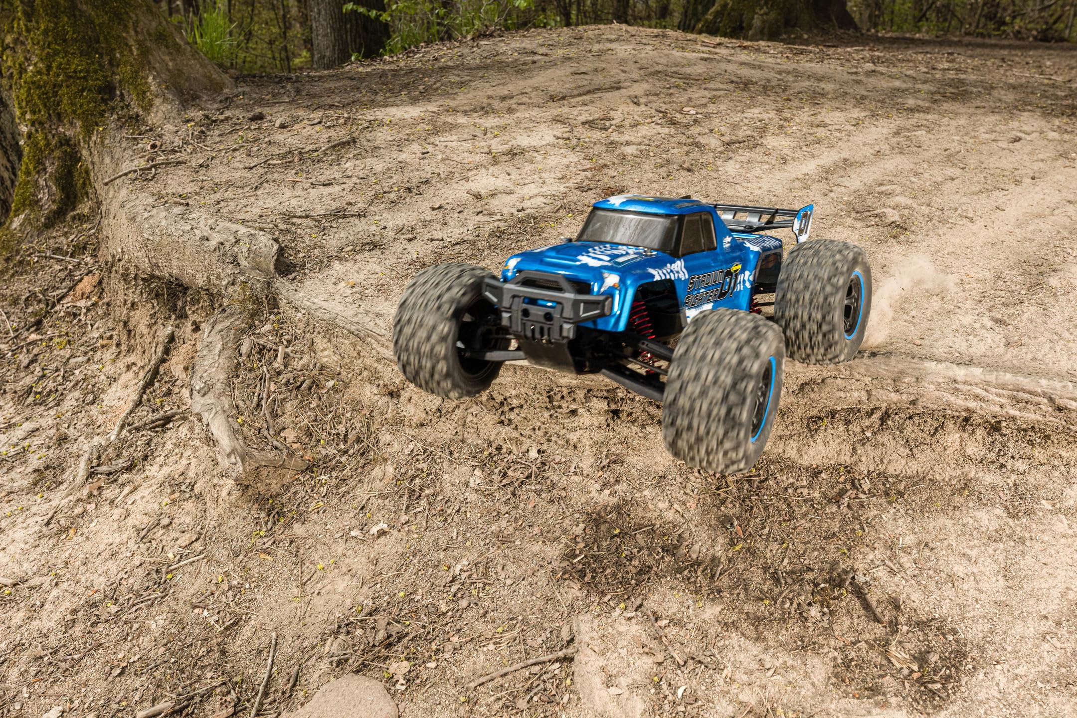 Carson 500404252 1:10 XS Stadium Fighter 100% RTR niebieski - zdalnie sterowany samochód, RC Buggy, w zestawie baterie i zdalne sterowanie, wózek offroad