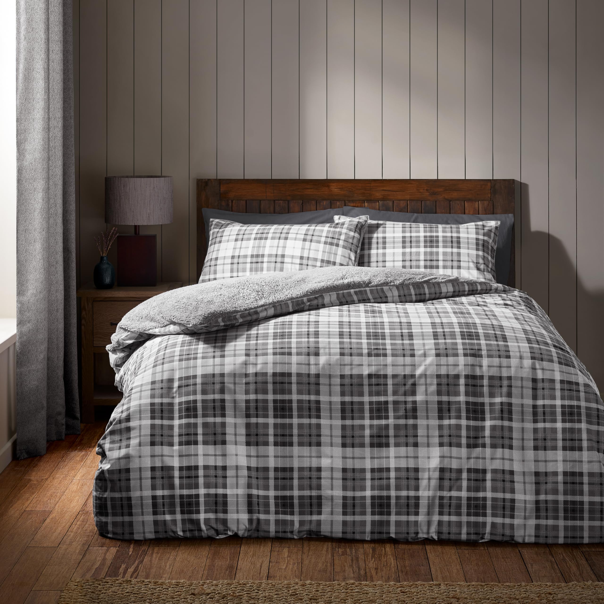 Catherine Lansfield Cosy Sherpa Check King Duvet Cover Set with Pillowcases Grey