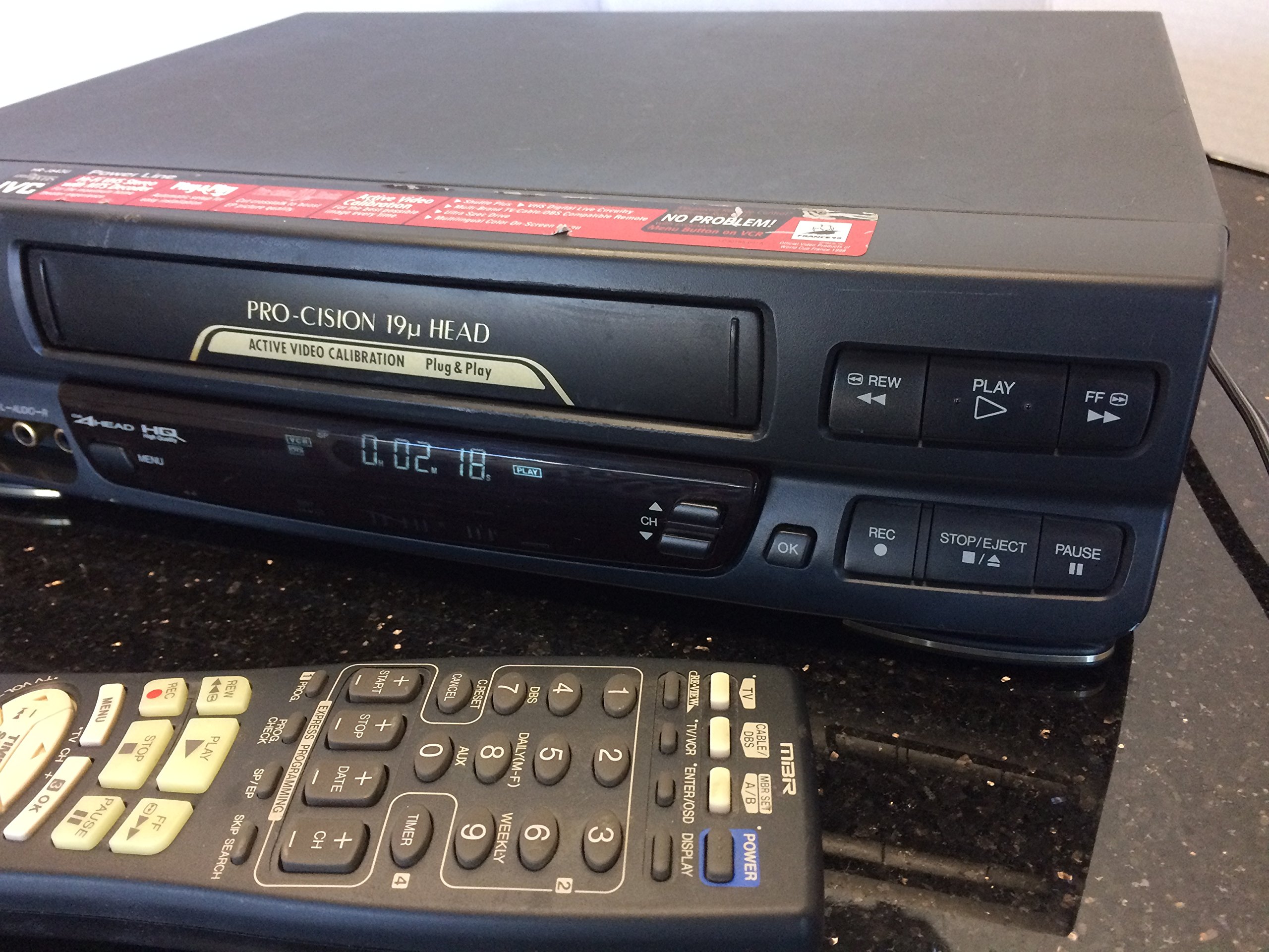 JVC HRVP646U VCR Stereo HiFi 4 Head Tape Player Remote A/V Cable