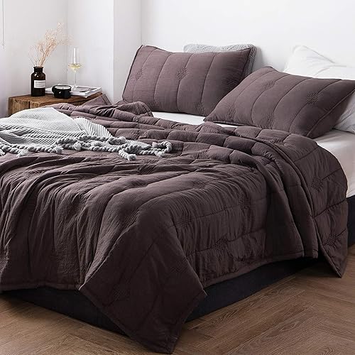 Miniatura 8 de Juego de edredón y bordado de Anna Z Home Ethan de microfibra lavada a la piedra, 3 piezas, para todas las estaciones, juego de cama King y Queen en