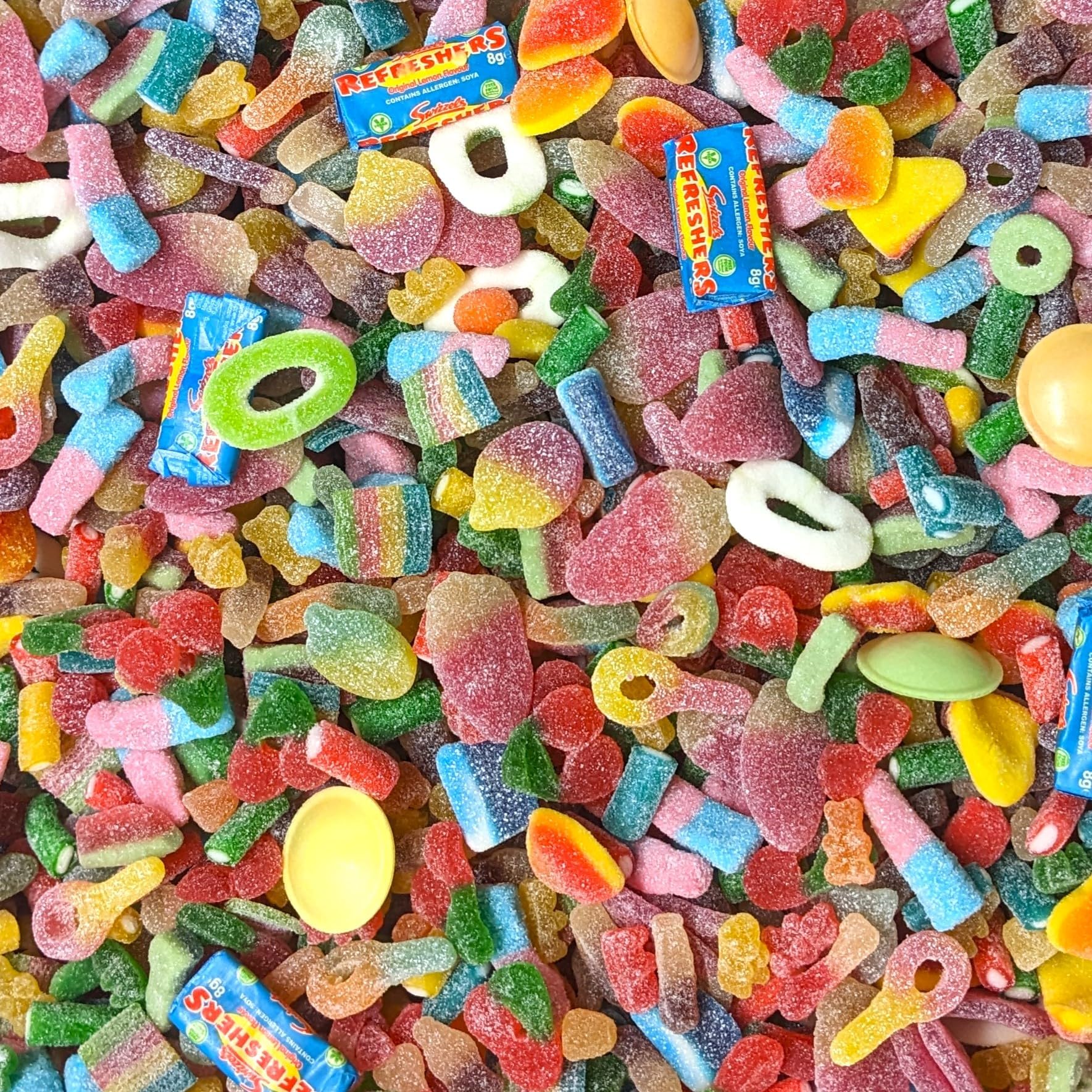 Mixed Fizzy Sweets 750g, Calum's Mixes, Sour Pick & Mix, Bubblegum Bottles, Sour Strawberry Pencils, Refreshers, Flying Saucers and Lots More