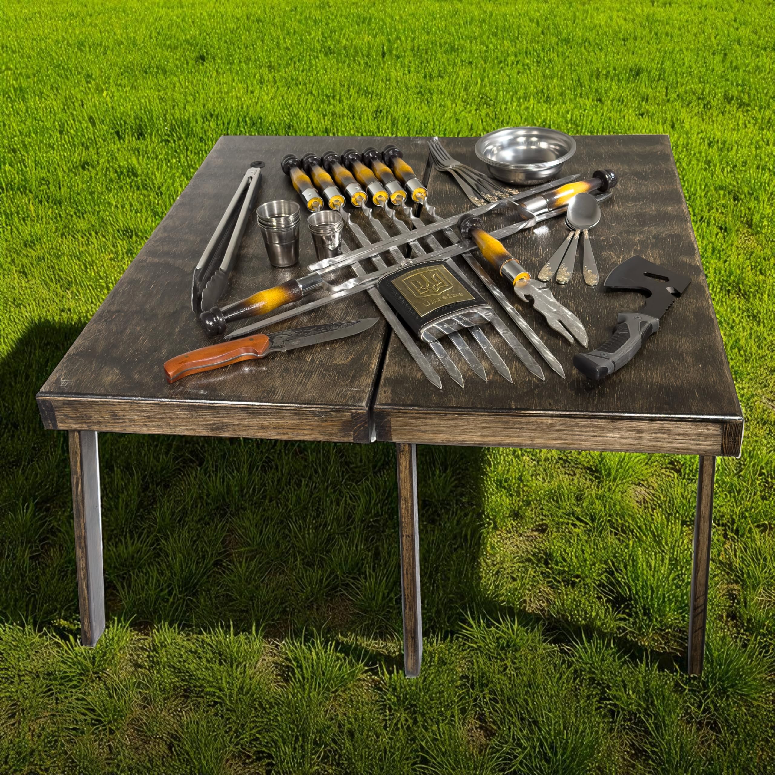 BBQ Grill Geschenkset im Holzkoffer mit Tischfunktion & ukrainischer Symbolik – Premium Grillzubehör für Männer - Geschenk Flasche – Outdoor Grillset für Camping & Garten