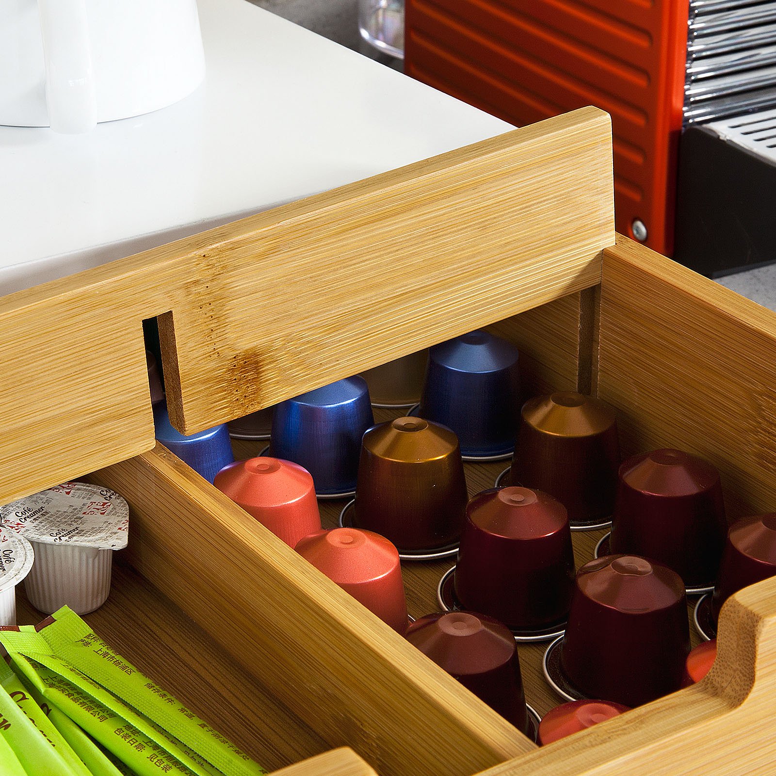 SoBuy Boîte à thé en bois compartimentée – Tiroir de rangement capsules ou sachets de thé – Organisateur compact avec pieds antidérapants pour cuisine ou bureau 31×30×10cm FRG179-WN