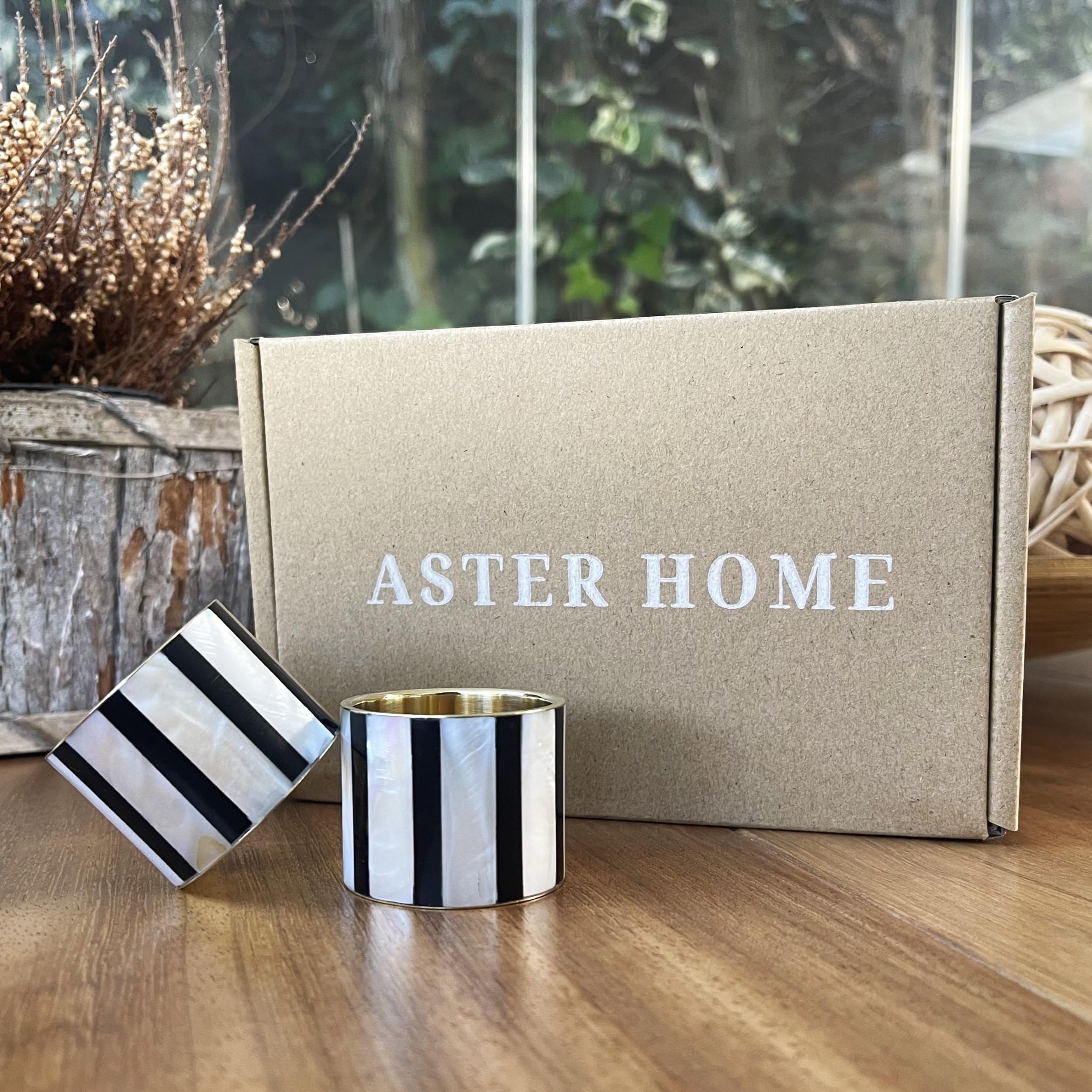 Serviettenringe Gold mit Natur Perlmutt Schwarz Weiß - Elegante Serviettenringe für Tisch Esszimmer Küche - Dekorative Moderne Serviettenringe - ASTER HOME (10)