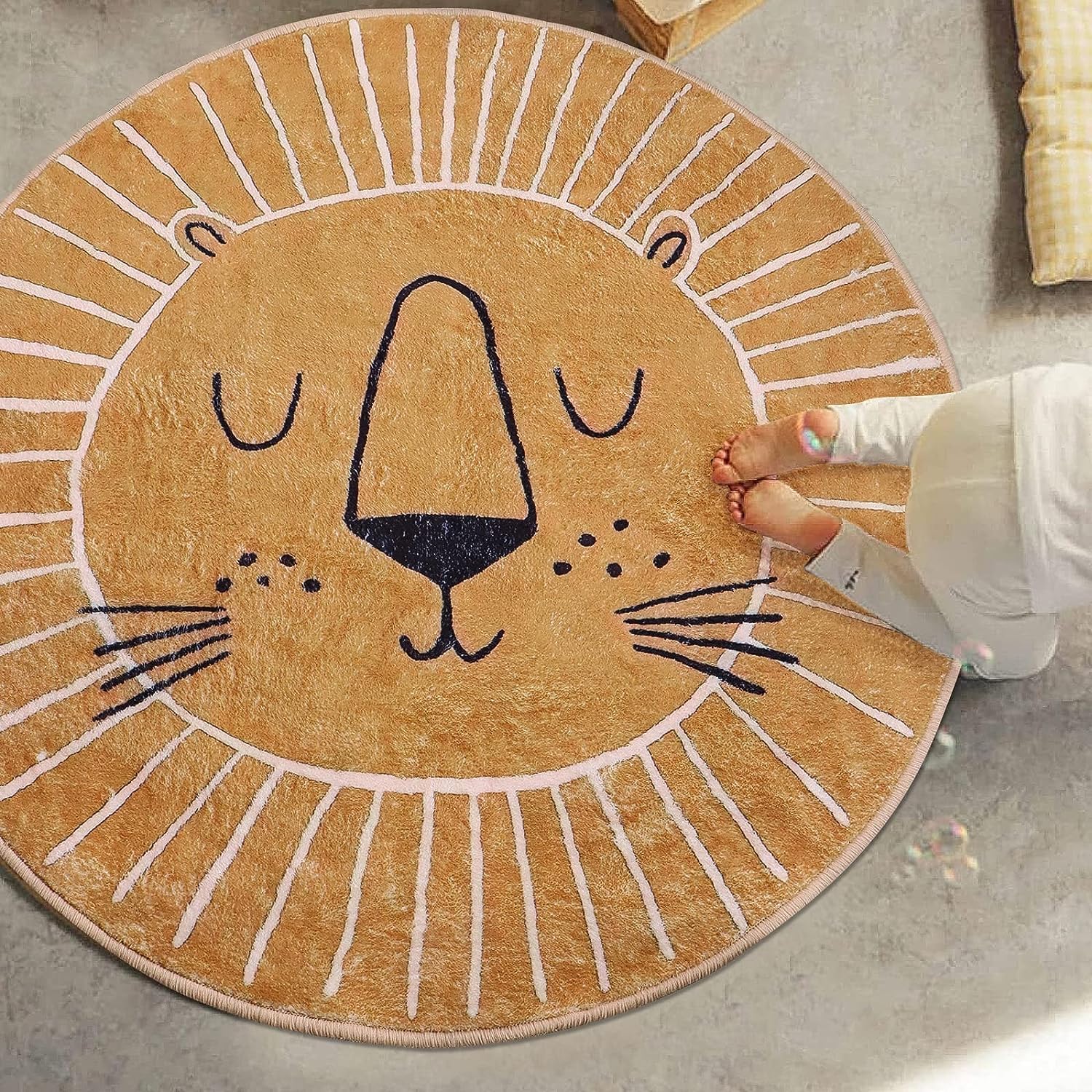 Tapis Rond Marron et Jaune, Motif tête de Lion, Tapis pour Enfant, Dessous antidérapant, Lavable, Tapis de Jeu intérieur et extérieur (120x120cm)