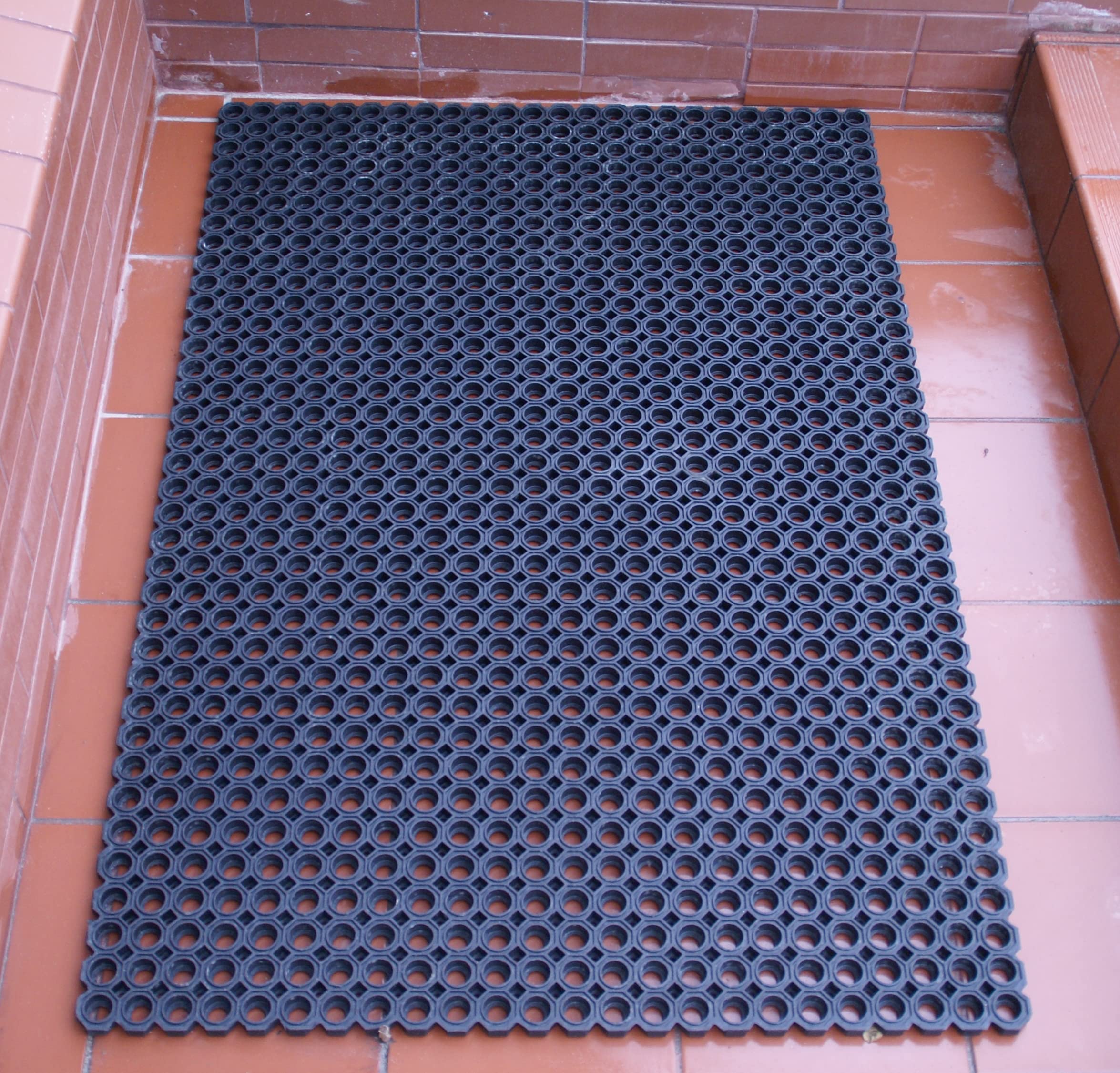Super Strong Durchbrochene Gummi-Fußmatte | Schwarze strapazierfähige Gummimatte (100 x 75 cm)