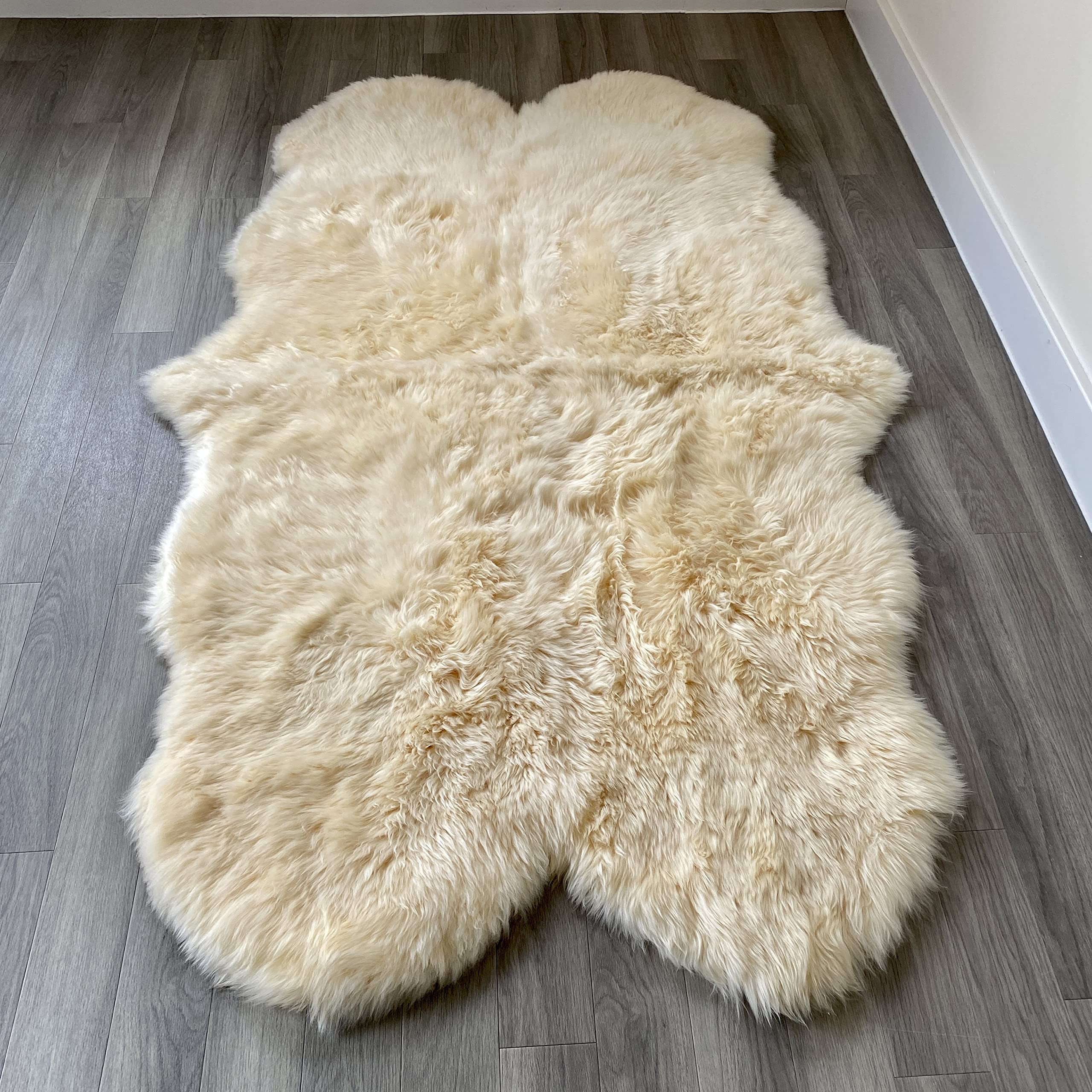Crème Tapis en Peau de Mouton avec Extra épais et Doux en Laine – 1–8 Sheepskins, Quad Fleeced Sheepskin: 190x120cm (75"x47")
