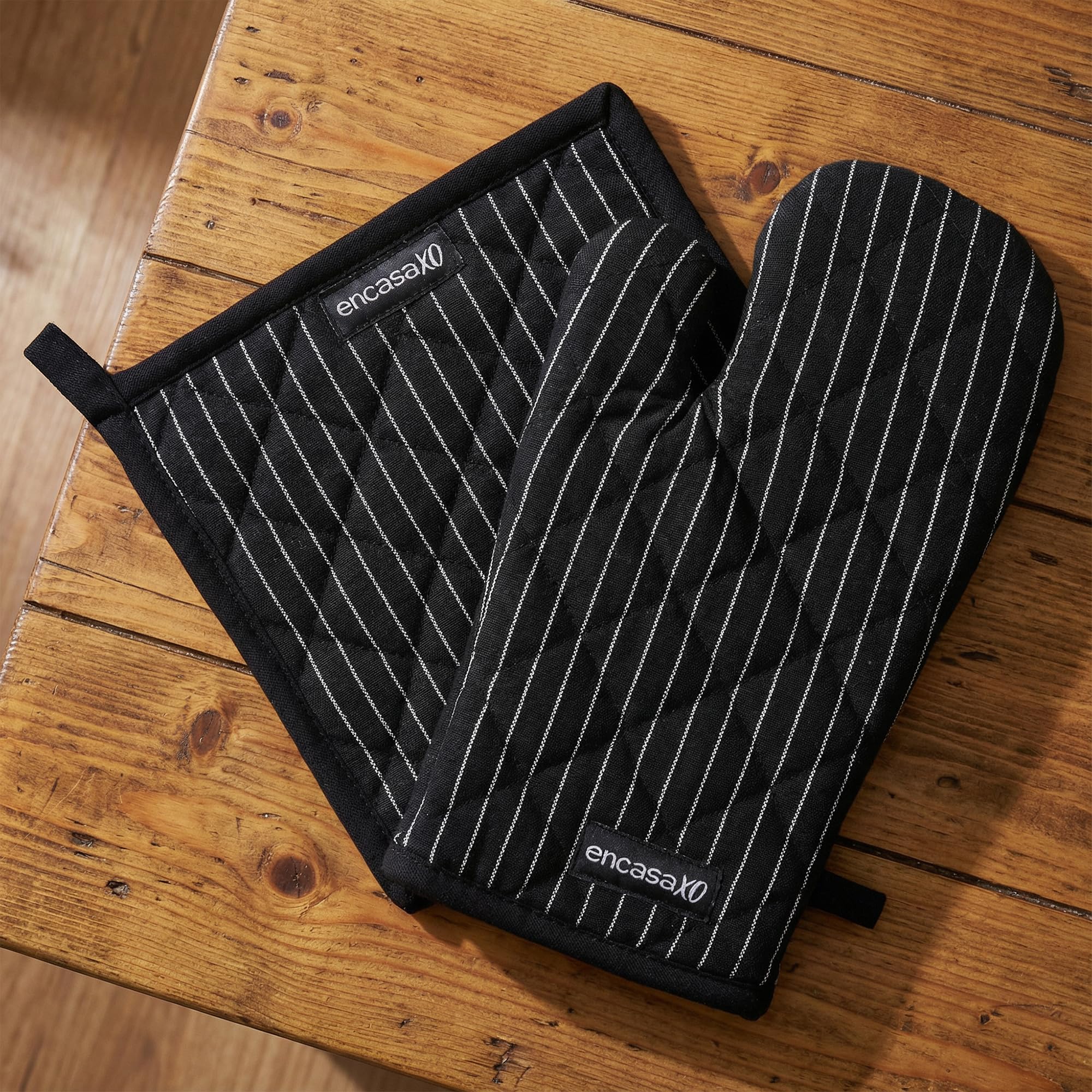 Encasa XO Heat Resistant 100% Cotton Oven Glove & Potholder Set with Loop, Kitchen Cooking Mittens, Microwave Safe Hot Pads - Butcher Stripes Black, 18x30 cm, (Pack of 2)