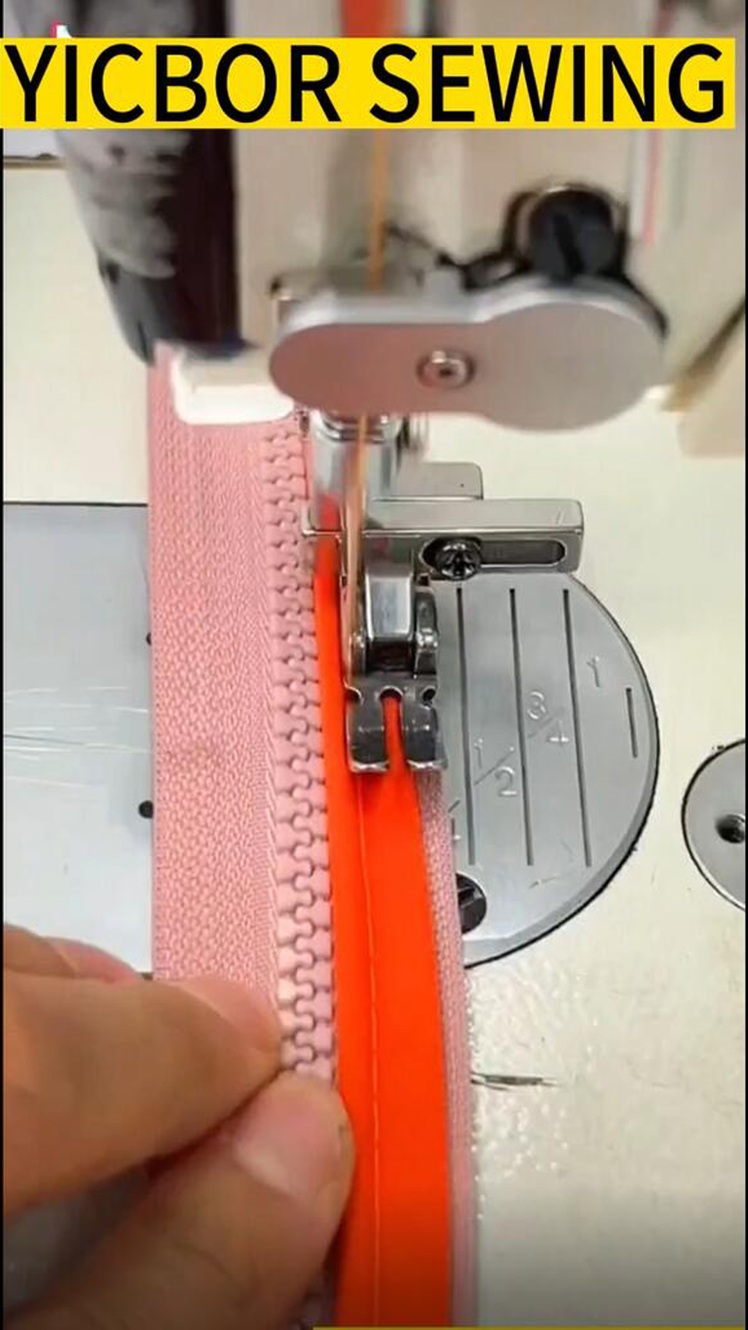 2PCS Universal Presser Foot Multifuncional Ajustable miniatura 5