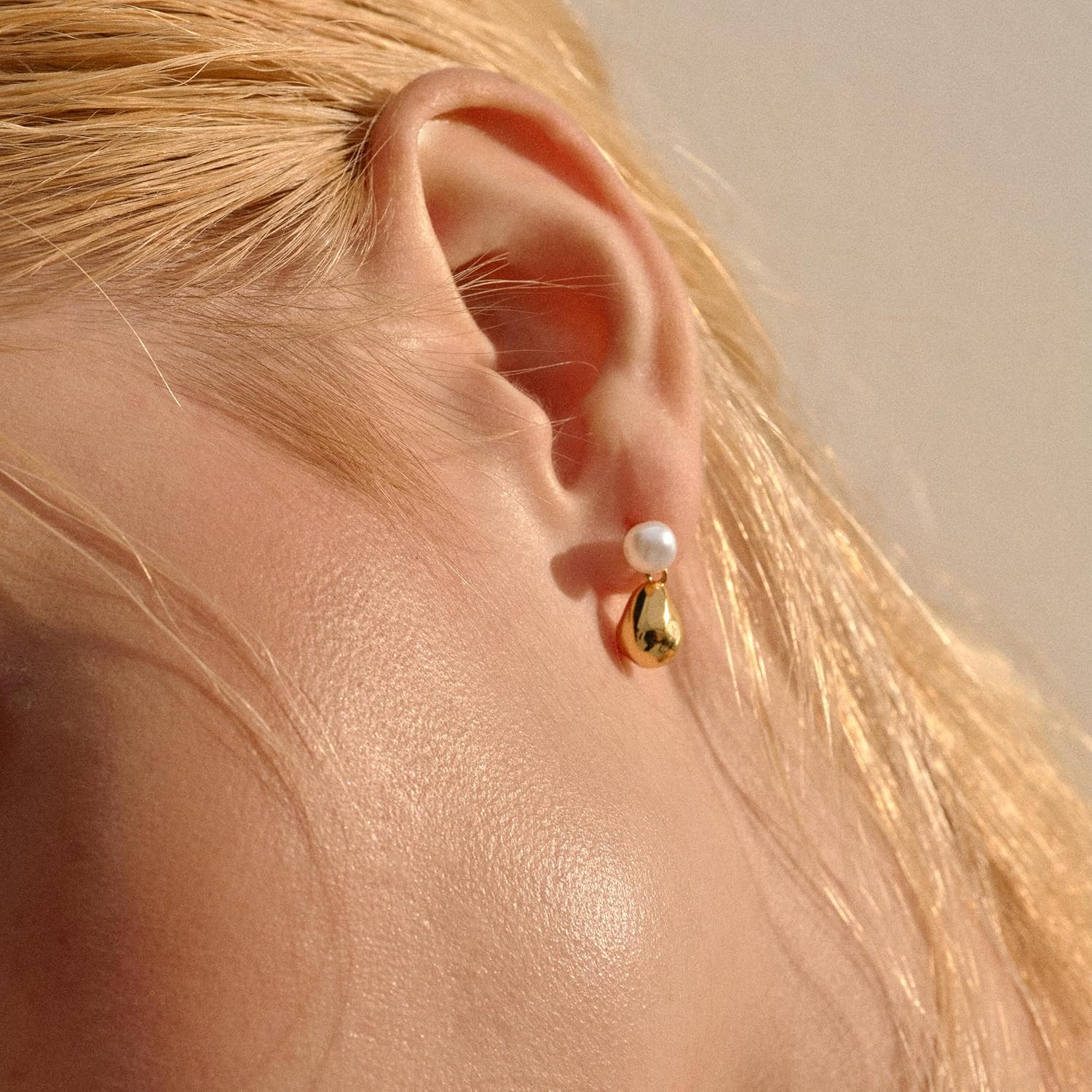 18K Gold Teardrop Earrings for Women, Hypoallergenic Drop Earrings Trendy Gold Plated Pearl Stud Earrings Sterling Silver Posts Tiny Teardrop Dangle Earrings for Women Jewelry Gifts