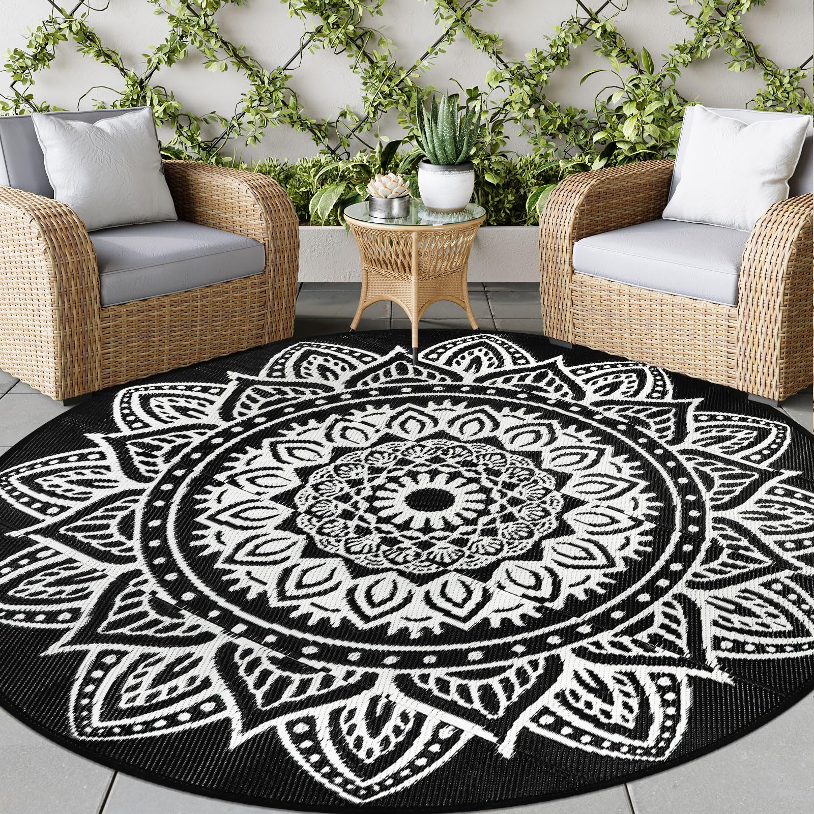 famibay Round Outdoor Rugs for Patios 8ft Boho Plastic Outdoor Rug Waterproof Reversible Circle Outside Rugs Lightweight Portable All Weather Outdoor Carpet for Patio Backyard Porch(Black and White)