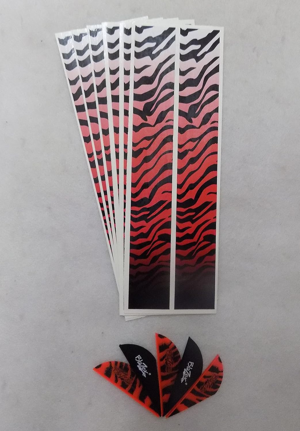 Blazer Vanes Bullseye Red Fade Tiger Wraps Combo Pkg/36/12