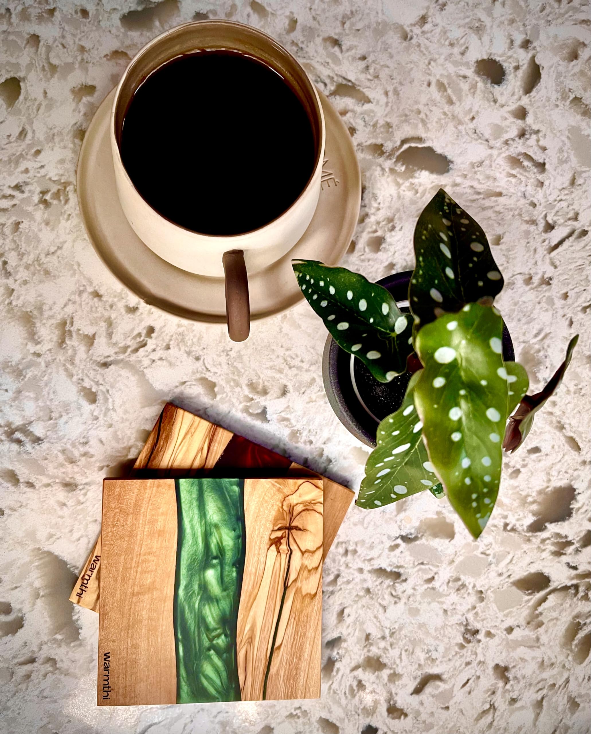 Warmthi Drink Coaster Set of 6, Square Red and Green, Handmade with Olive Wood and Epoxy Resin - Image 2