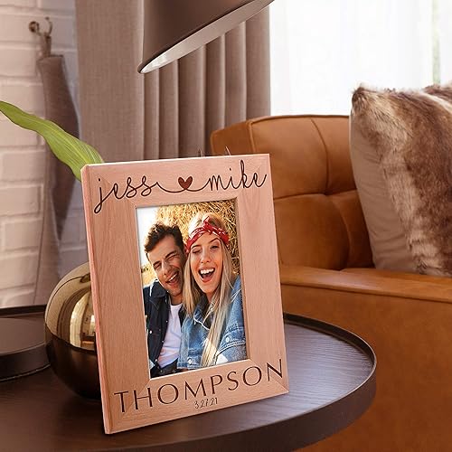 Vista 32 de GIFTBYGIFTY Marcos de fotos de amor personalizados para parejas con nombre, 4 x 6 pulgadas, regalos de San Valentín personalizados para él, ella
