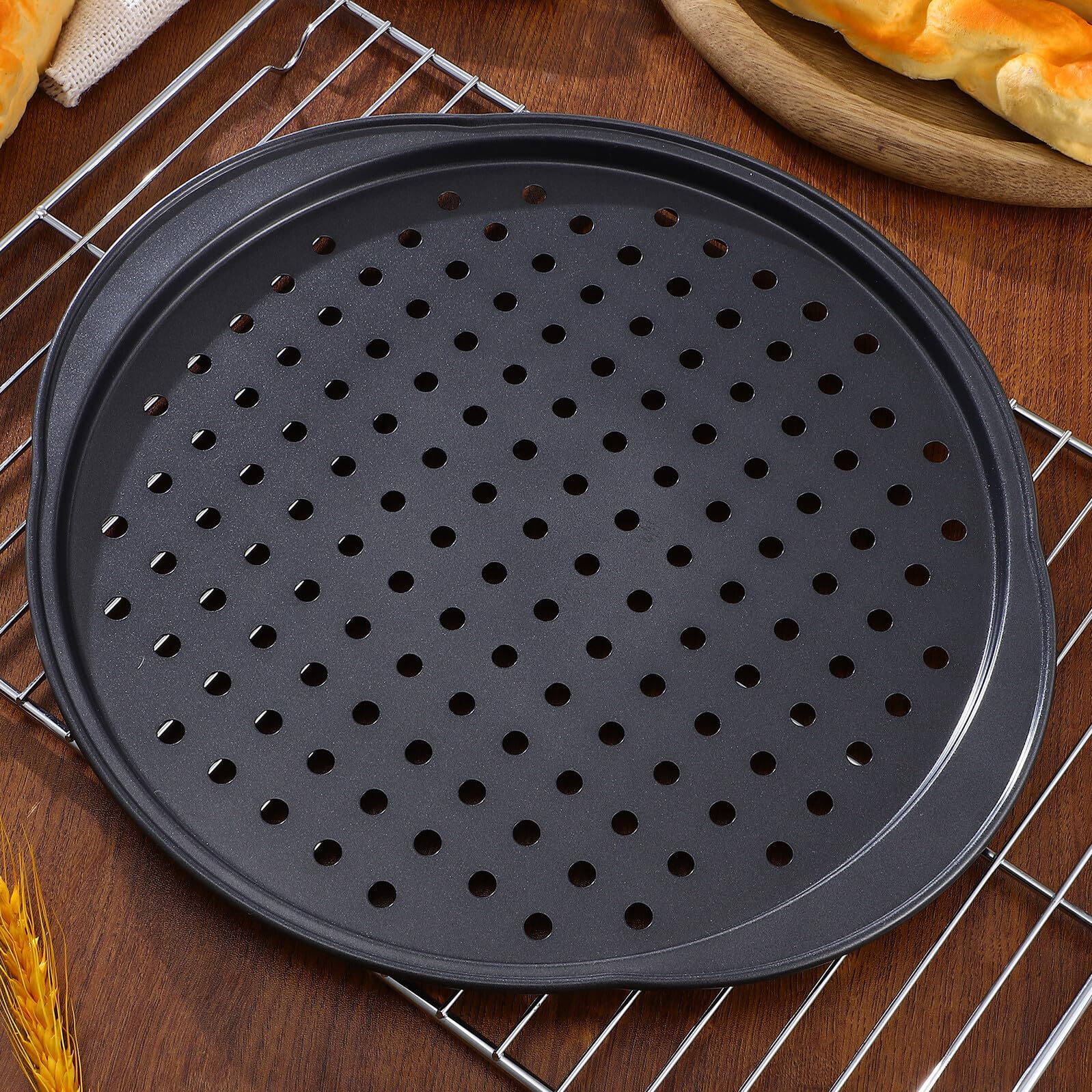 TOYANDONA 4 pezzi Teglie Pizza Traforate in Acciaio al Carbonio con Impugnature Piccole Teglie da Forno Antiaderenti per Cottura Omogenea e Resistente ad Alta Temperatura per Pizze Fatte in