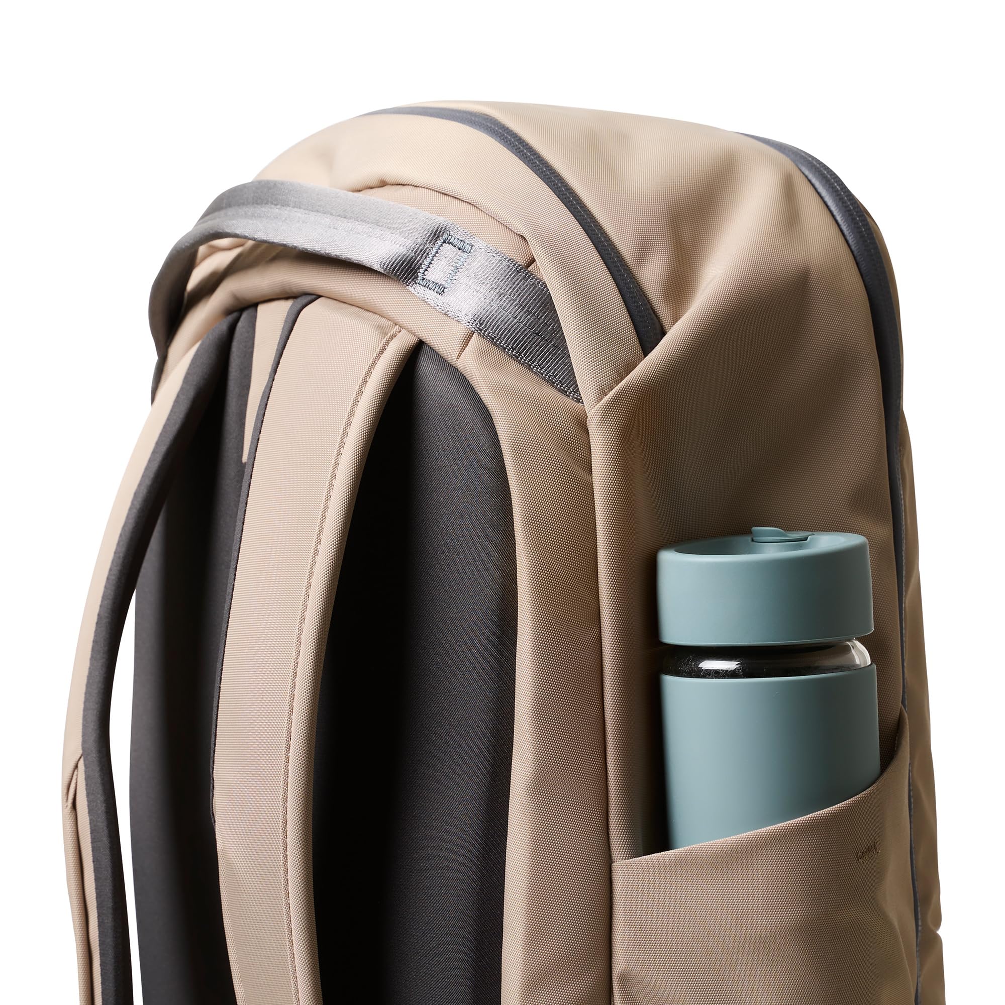 Bellroy Transit Workpack 26L, Mochila para portátil de 16 pulgadas - Stone | Mochila 26L para portátiles de 16 pulgadas, dispositivos tech, la ropa del gimnasio, zapatos, una botella y básicos de diario