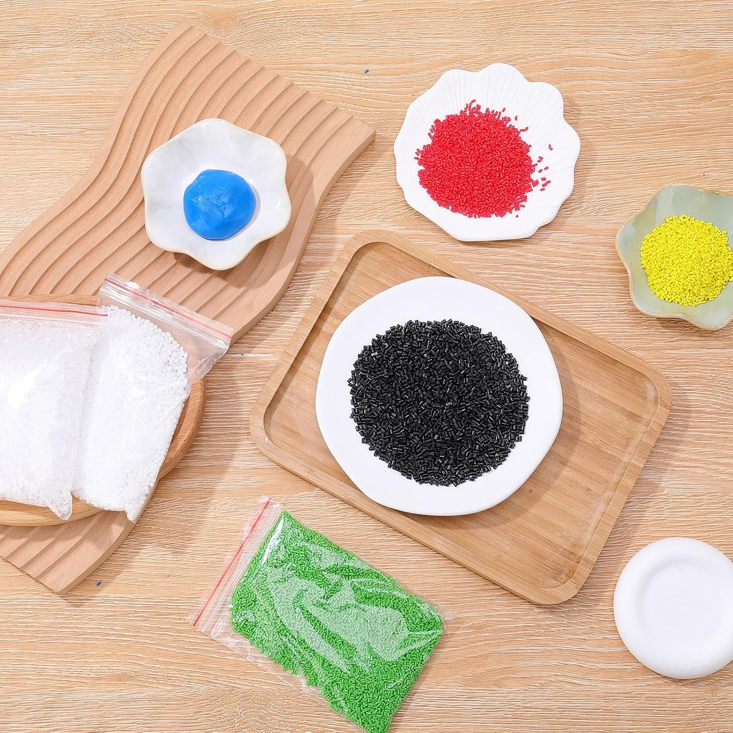 Color Pellets for Moldable Plastic, Red Yellow Blue Black Green White Clear Thermoplastic Beads, Reusable for Cosplay, DIY Crafts, Jewelry, Model Making, Ideal for Cosplayers, Crafters & Hobbyists