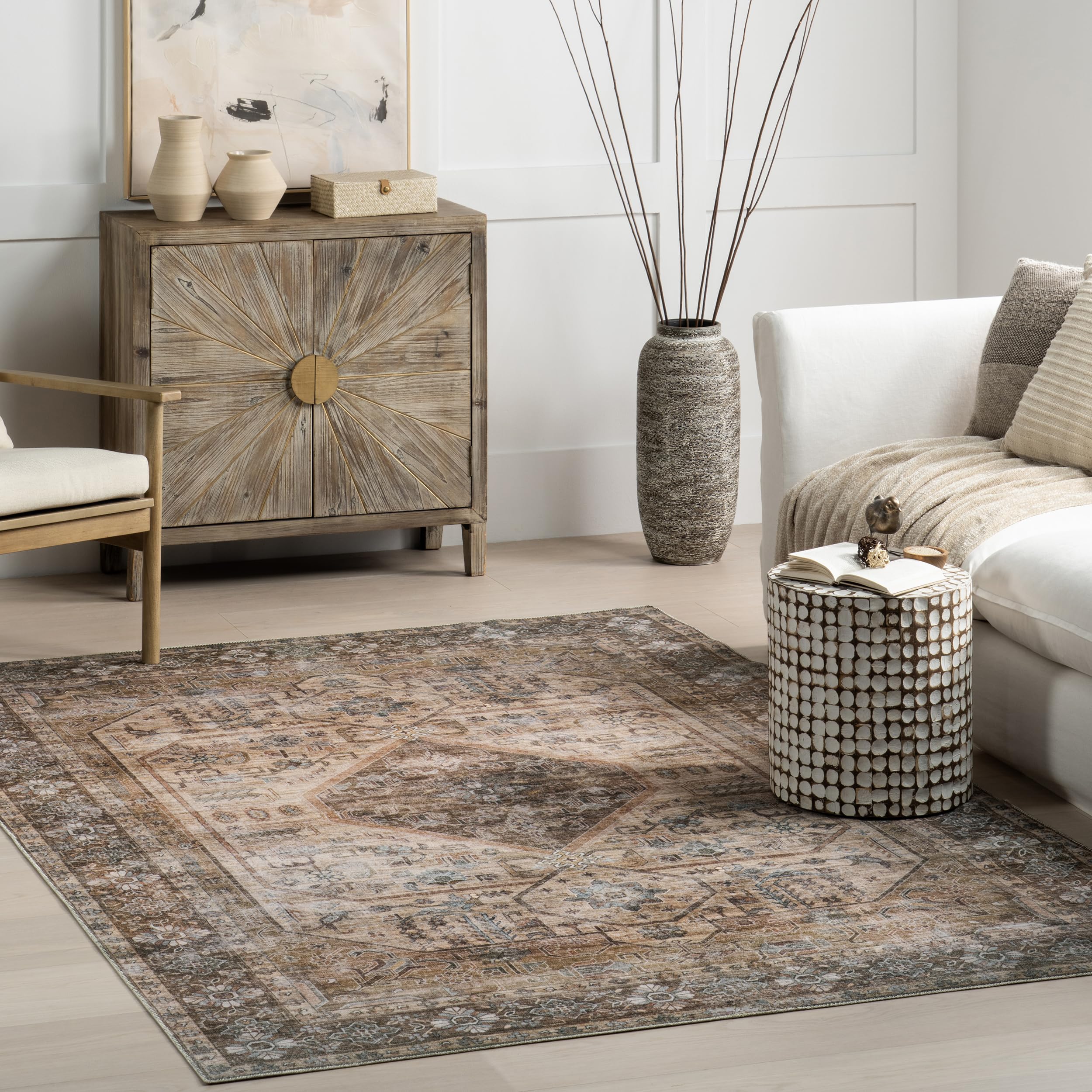 Tapis vintage Devin nuLOOM marron pour sublimer votre entrée