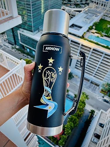Miniatura 7 de Thermo Argentino Copa del Mundo Botella de acero inoxidable con Bandera Argentina 1LT (negro)
