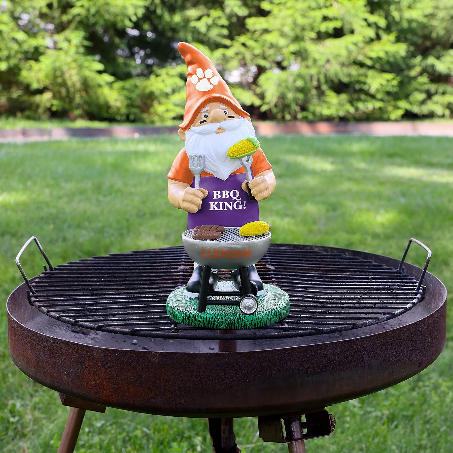 FOCO NCAA Unisex-Adult NCAA College Team Logo Grill Garden Statue Outdoor Gnome 10"