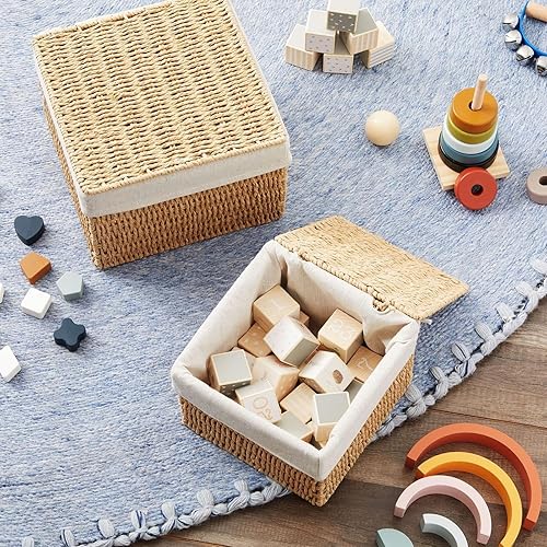 Miniatura 2 de Juvale Contenedores de almacenamiento de mimbre con tapas e inserto, juego de 2, 10 x 10 x 7 pulgadas y 8 x 8 x 6 pulgadas, color marrón, cestas