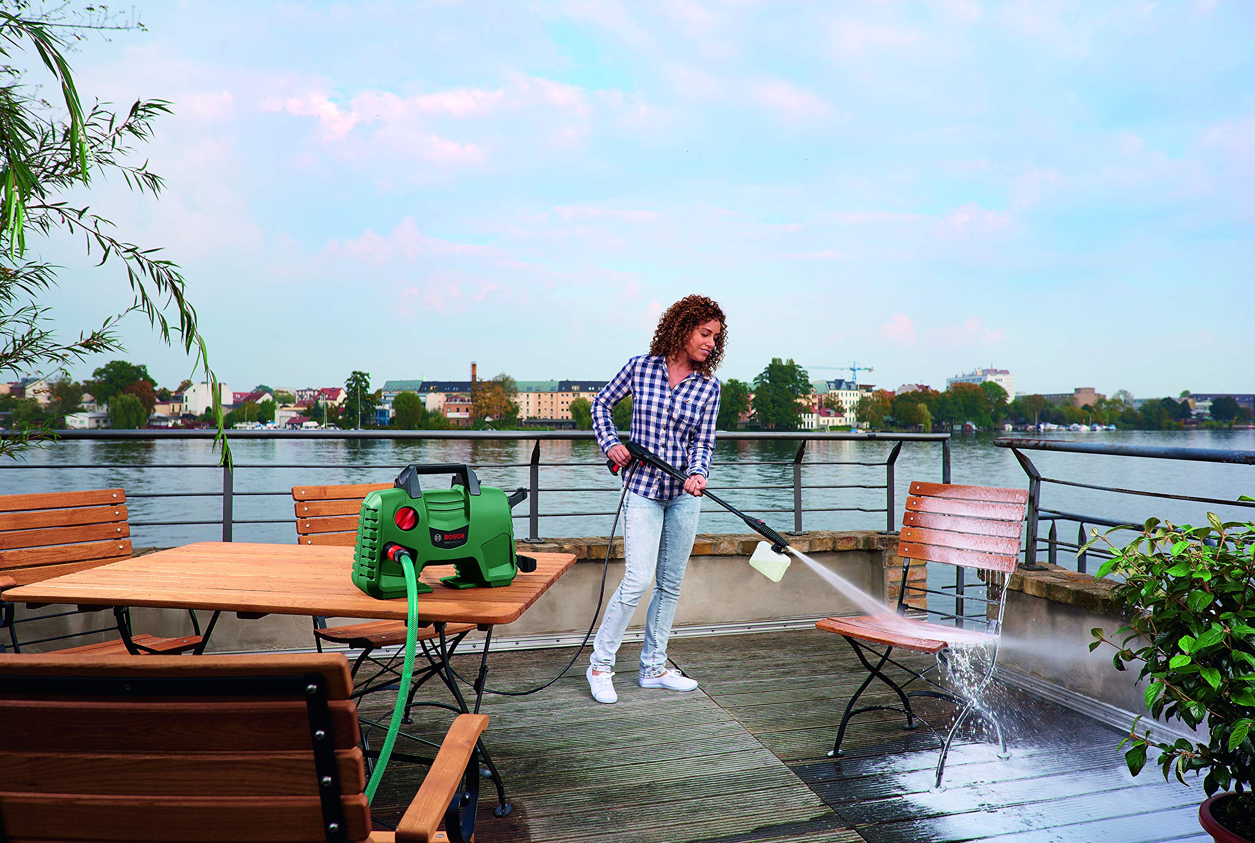 BOSCH Easy Aquatak 110 高圧洗浄機 本体　付属品多数 BOSCH Easy Aquatak 110 【公式通販】