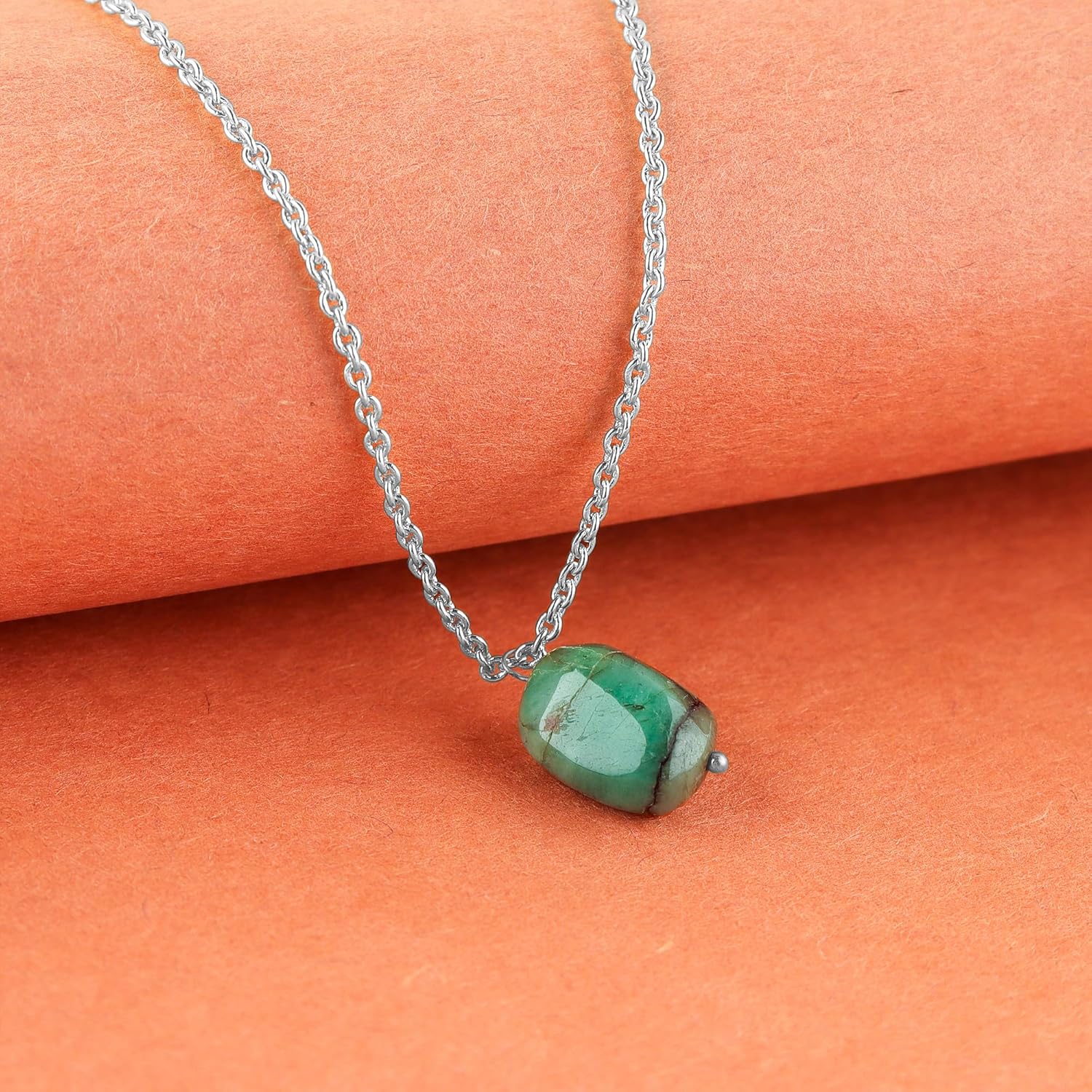 Emerald Tumble Crystal Necklace, Stone Necklace, Dainty Stone Pendant, Healing Crystals Healing Stone Pendant for Beauty Gemstone Size Approx 15 To 20 mm - Image 3