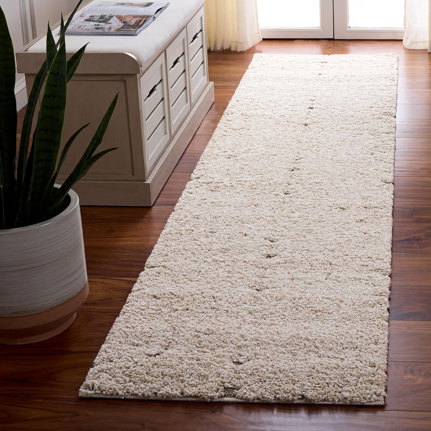 SAFAVIEH Florida Shag Collection Runner Rug - 2'3" x 9', Cream & Beige, Scroll Design, Non-Shedding & Easy Care, 1.2-inch Thick Ideal for High Traffic Areas in Living Room, Bedroom (SG467-1113)