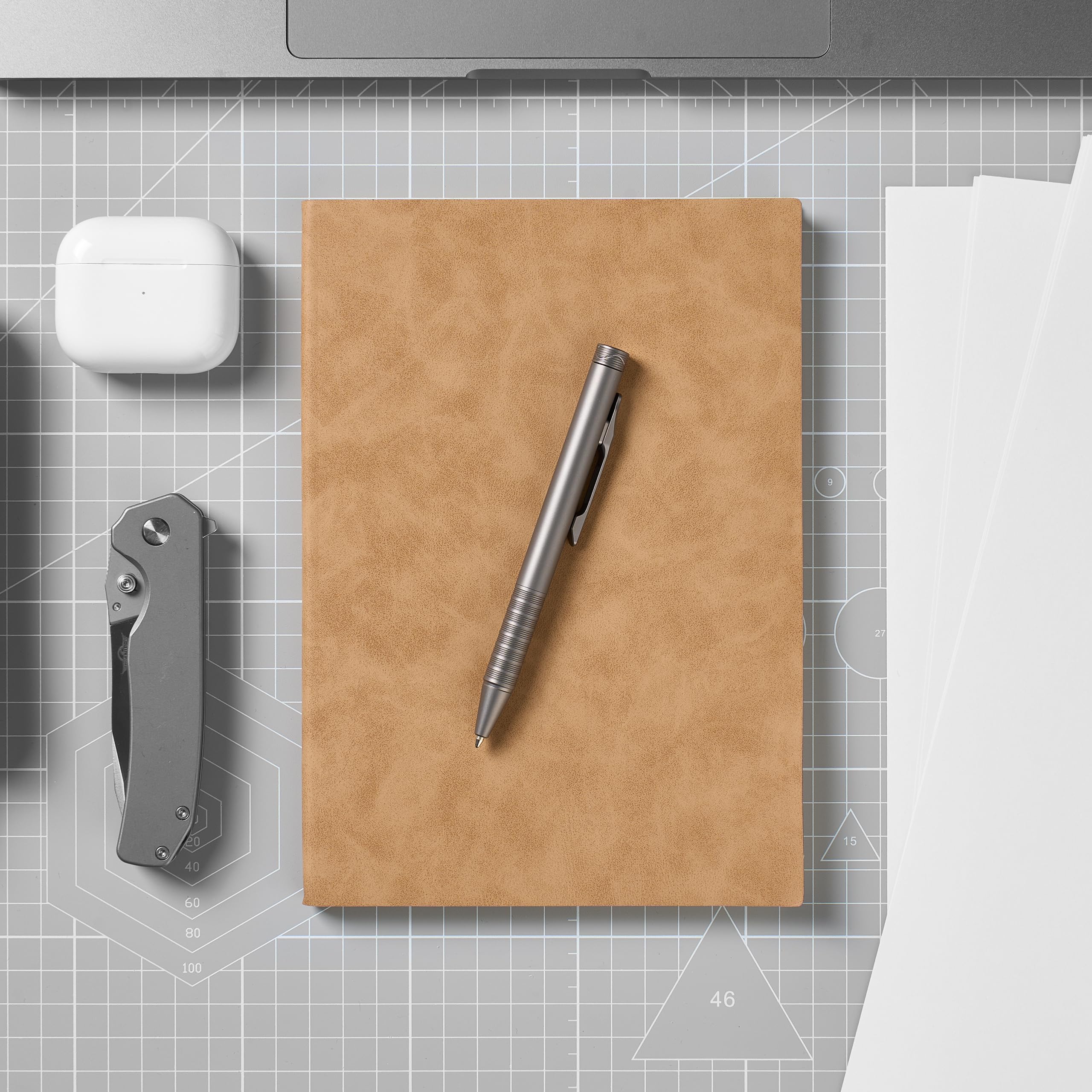 OKNIFE B1 Ti Titan EDC Kugelschreiber mit Clip 2 Minen Büro Arbeit | Leichter Titan Stift mit praktischem Betätigungsmechanismus, 2 Minen für Büro und Arbeit,Taschenkugelschreiber