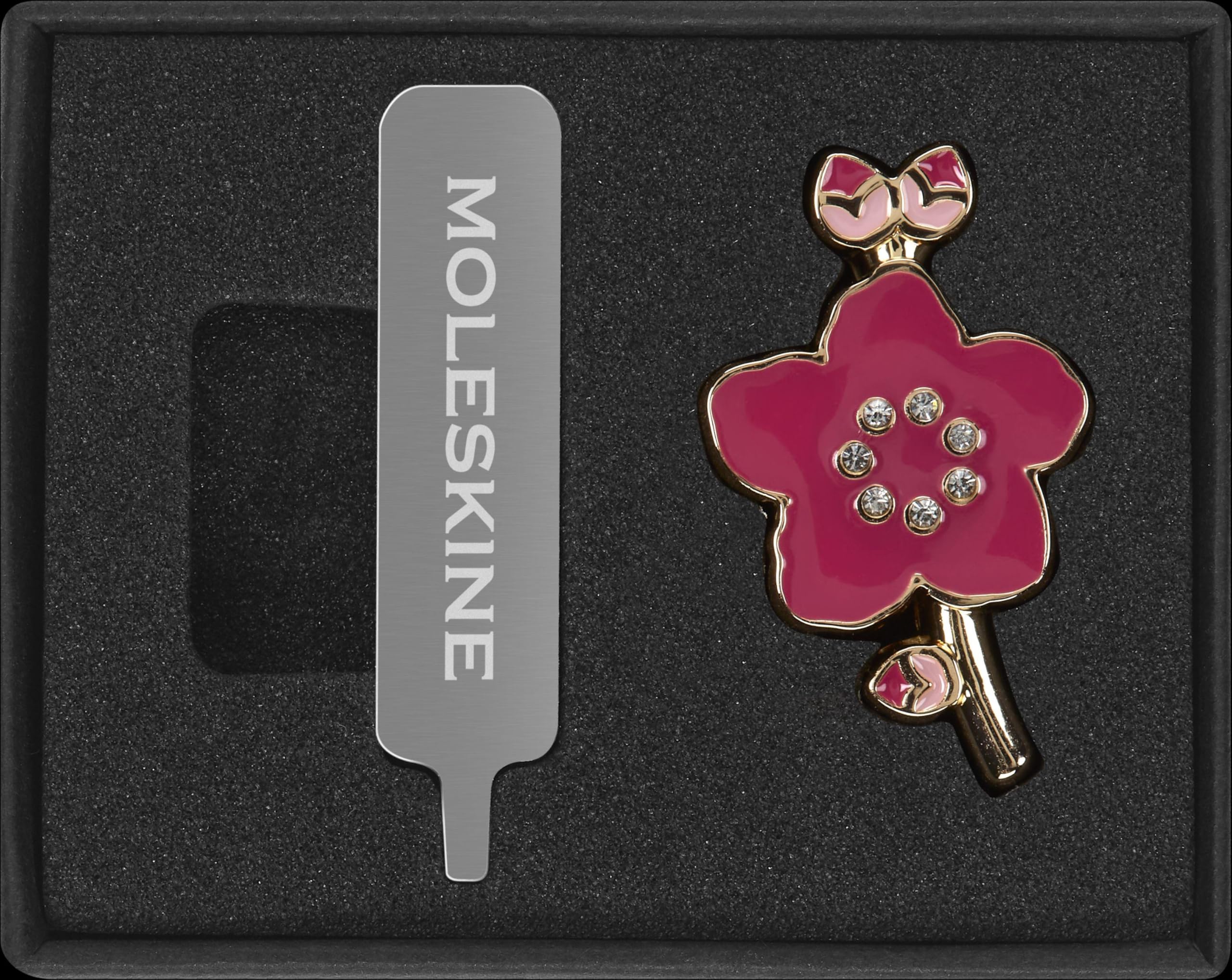 【Moleskine】La Mano Del Grafico 新品未開封 Amazon.com: Moleskine Limited Edition Sakura 2026, Cherry Blossom