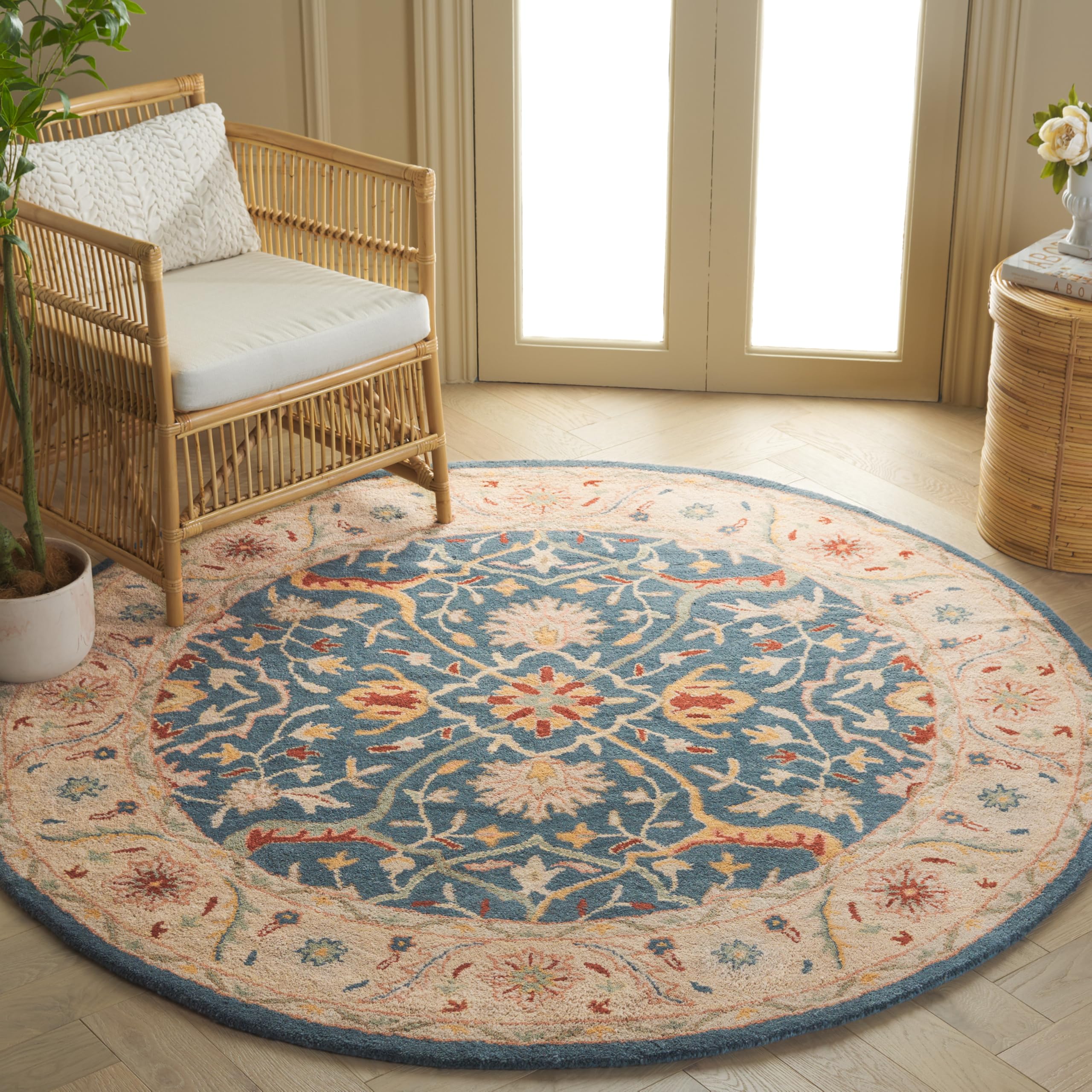 SAFAVIEH Antiquity Collection 8' Round Blue AT14E Handmade Traditional Oriental Premium Wool Area Rug