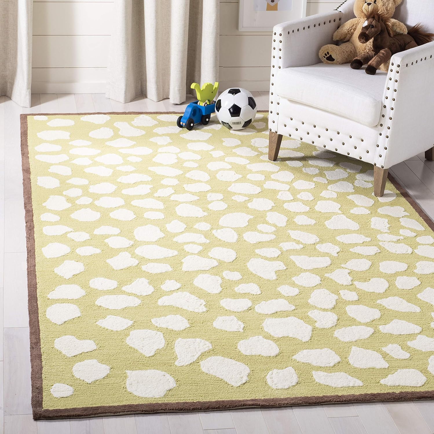 SAFAVIEH Kids Collection Area Rug - 8' x 10', Green & Ivory, Leopard Print Cotton Design, Easy Care, Ideal for High Traffic Areas in Living Room, Bedroom (SFK219A)