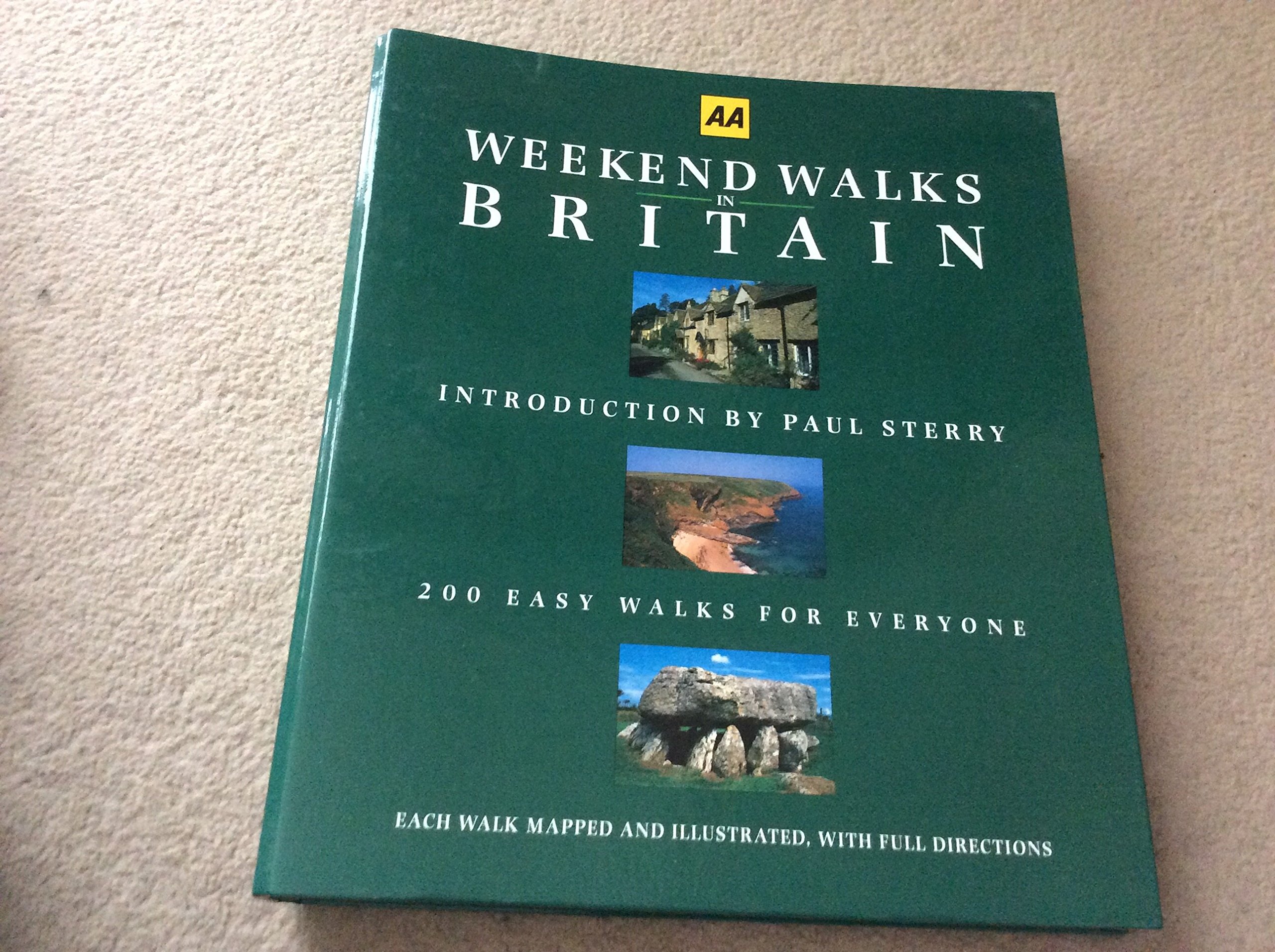 Buy Weekend Walks in Britain — BookShops.in