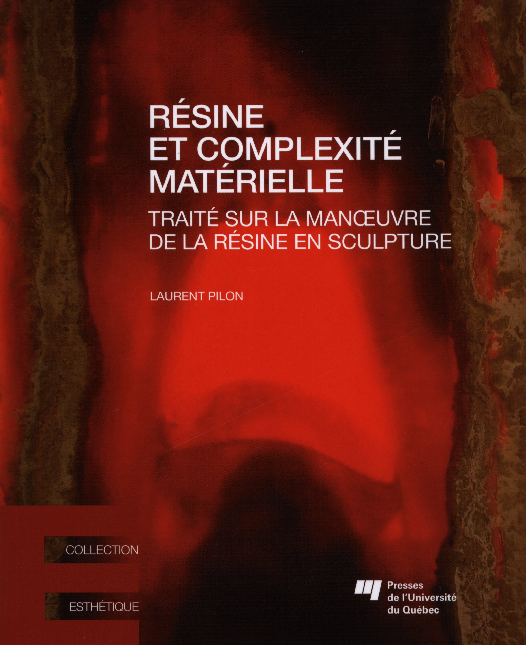 Résine et complexité matérielle pour design d'intérieur et sculpture moderne