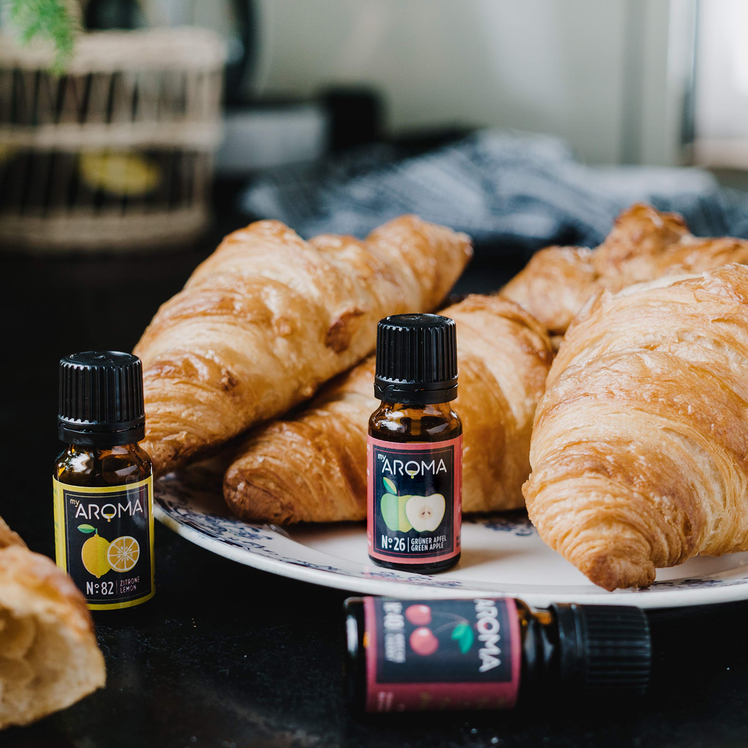 myAROMA Flavour Drops – cytryna 10 ml, krople smakowe bez cukru, bez kalorii i wegański, naturalny aromat spożywczy bez sztucznych barwników do pieczenia, jedzenia i picia, nr 82