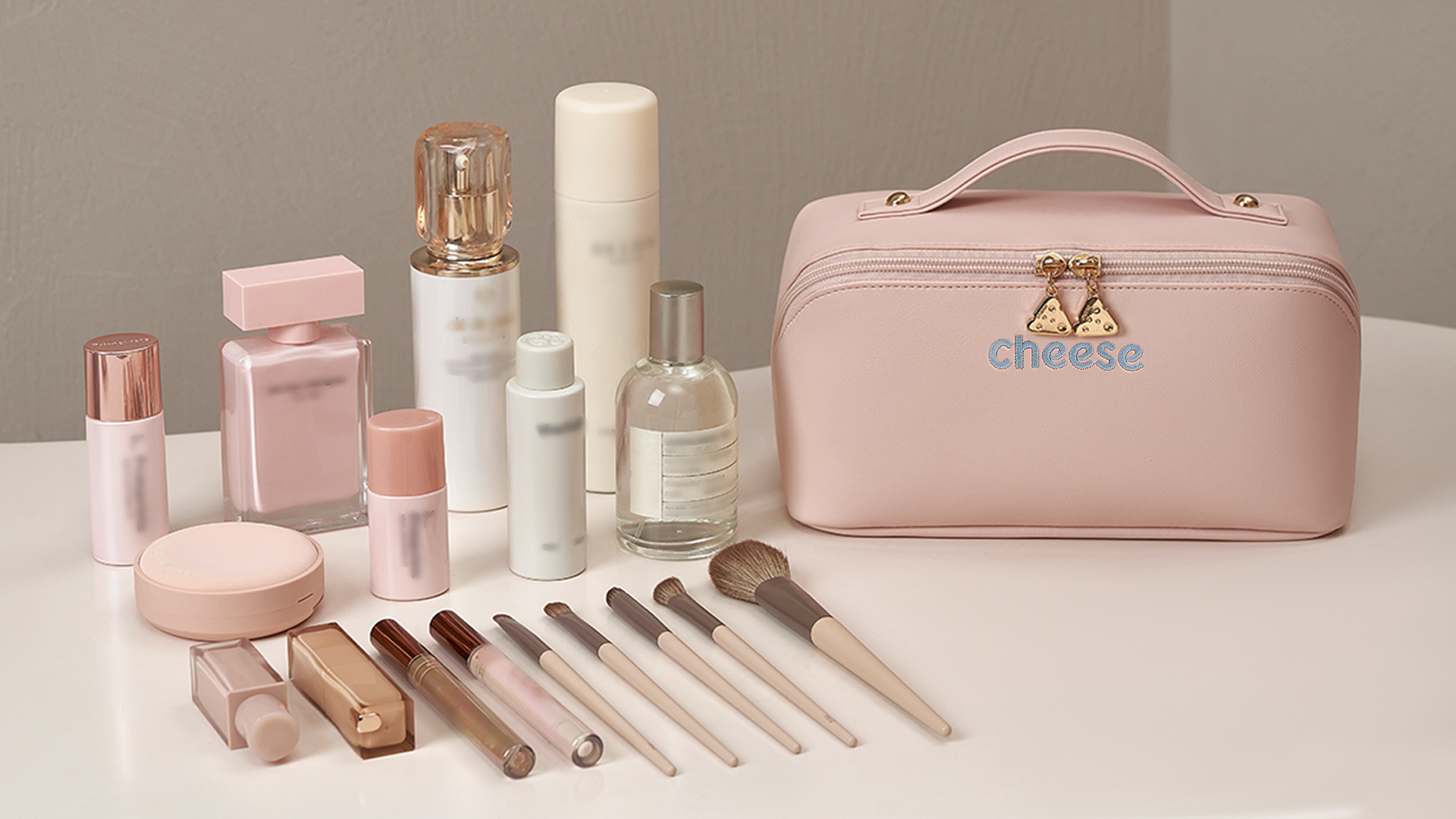 【最低価格！！まとめ売り！！】デパコス・スキンケア・ポーチ・バックまで！ Amazon.com : Dr.Cheese Travel Makeup bag, Large Capacity Cosmetic