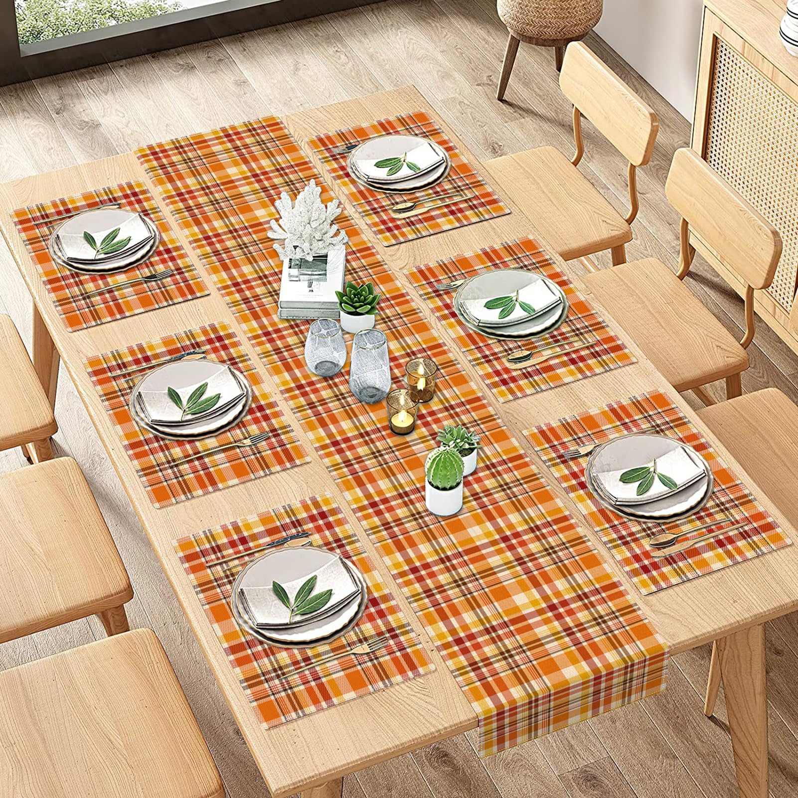 Chemins de table d'automne orange à carreaux pour vos repas de Thanksgiving et Halloween