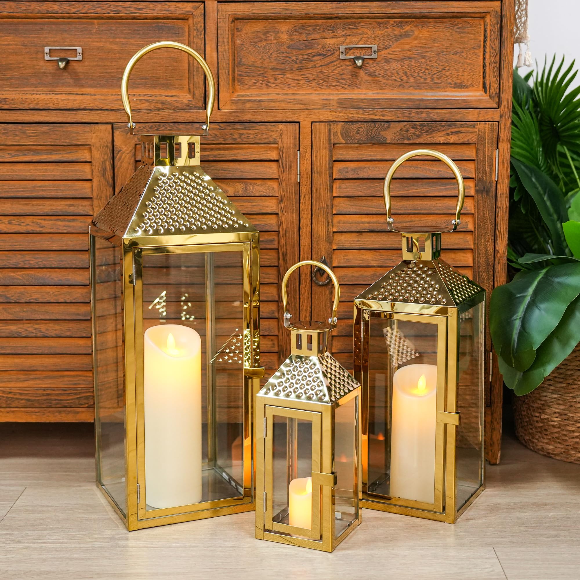 TRIROCKS Lot élégant de lanternes dorées en acier inoxydable - 3 tailles (51,5 cm, 35 cm, 28 cm) - Lanternes avec verre trempé pour décoration intérieure et extérieure - Idéal pour les fêtes