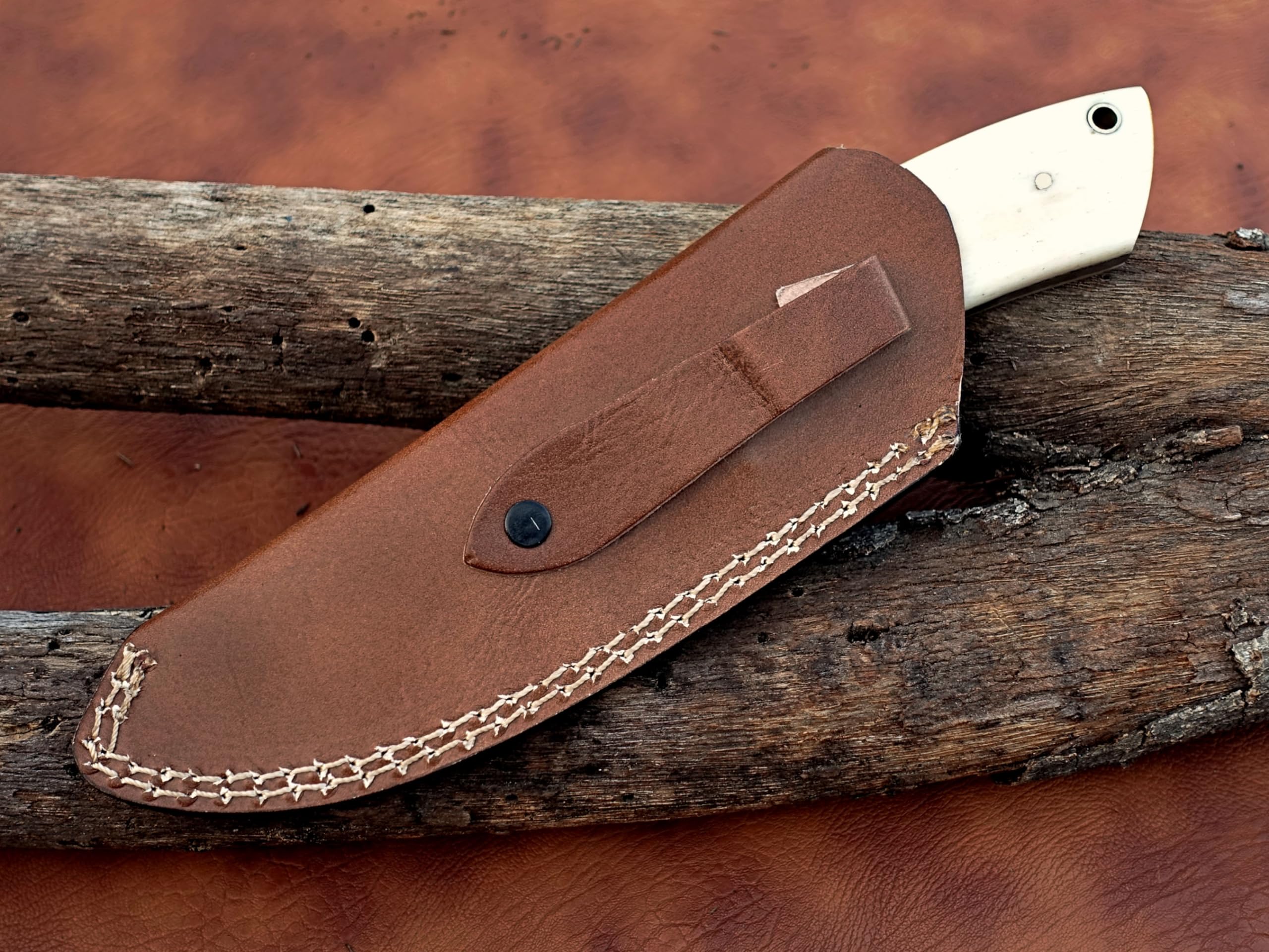 GLADIUS CRAFTS | Viking Heritage Skinner Knife – Expertly Crafted with Damascus steel for Precision Hunting and Field Dressing: Embrace the Timeless Elegance of Craftsmanship with this Razor-Sharp