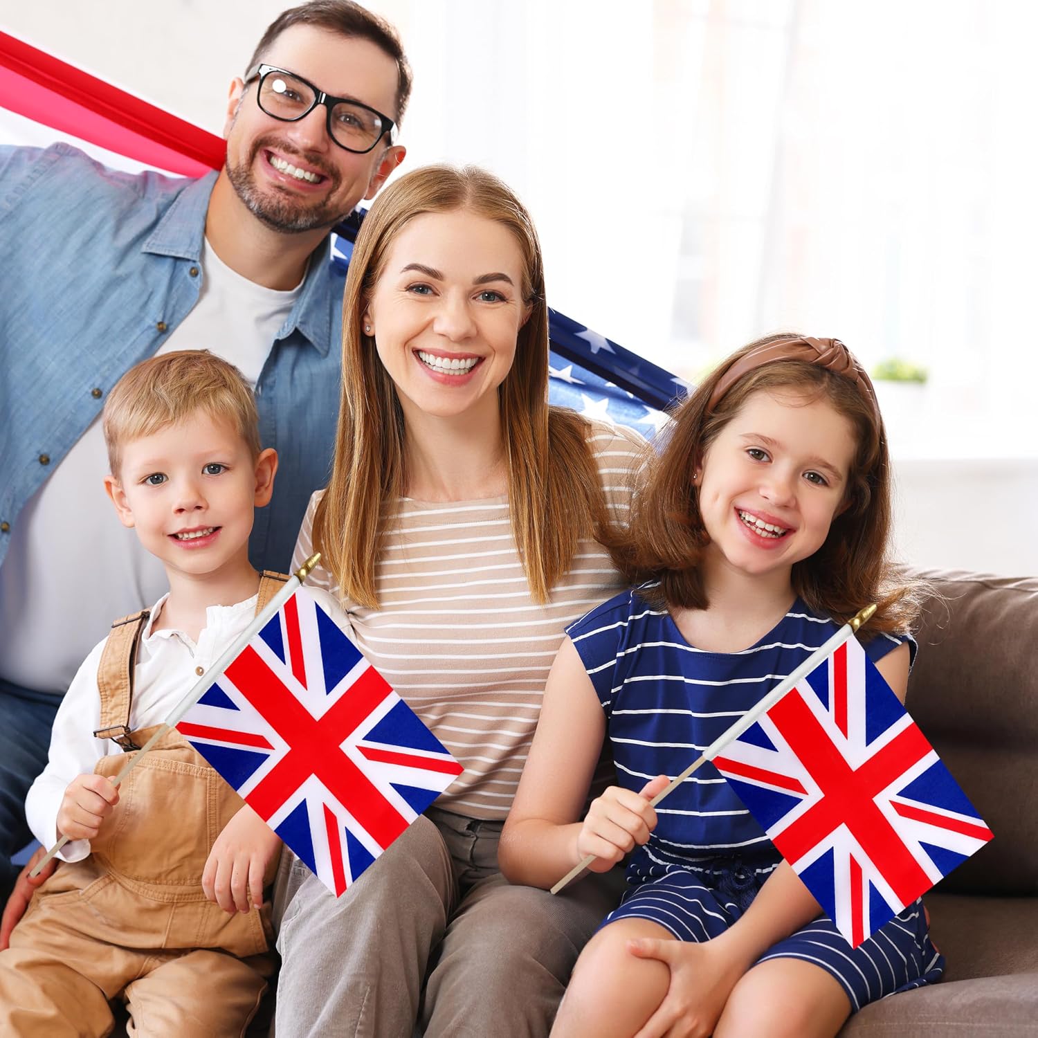 12Pcs 8×12 Inch United Kingdom UK Flags Small British Union Jack Great Britain Flag on Wood Stick Mini Handheld Flags Decorations