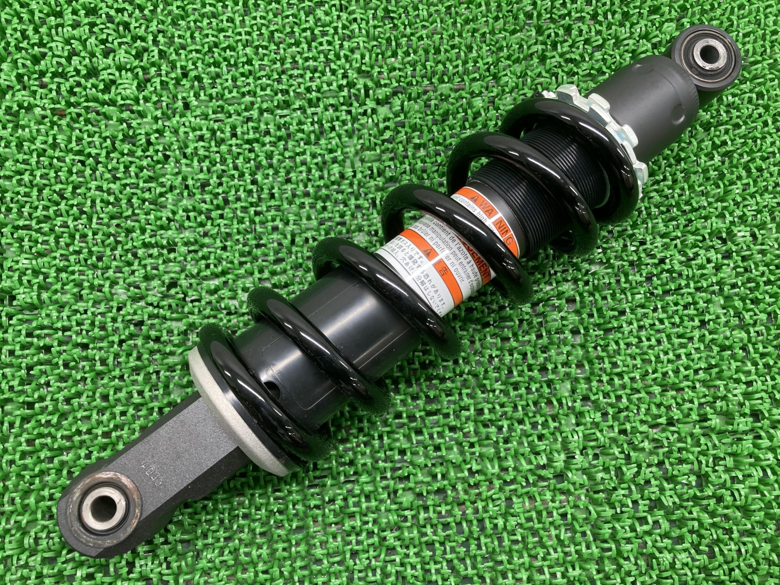 Amazon | カワサキ(Kawasaki) Z900RSリアサスペンション56071-0177純正 
