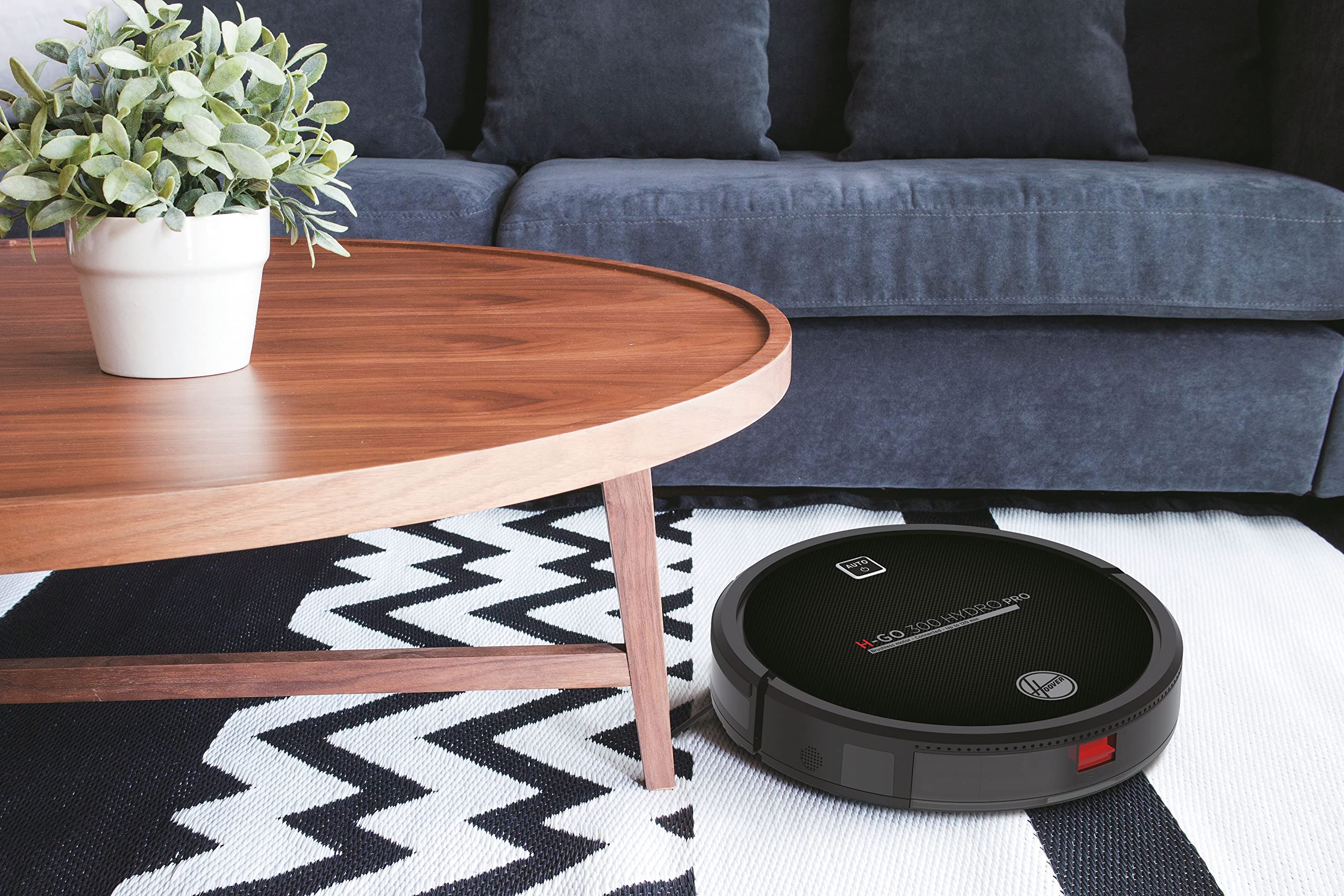 Hoover H-GO 300 - Hydro Pro - HGO330HC Robot Aspirador, Aspira, Barre, friega y Pasa la mopa, 2 depósitos, Wi-Fi, conexión Alexa, 120mins, Mando y Base de Carga, Sensor anticaída y antichoque, Negro