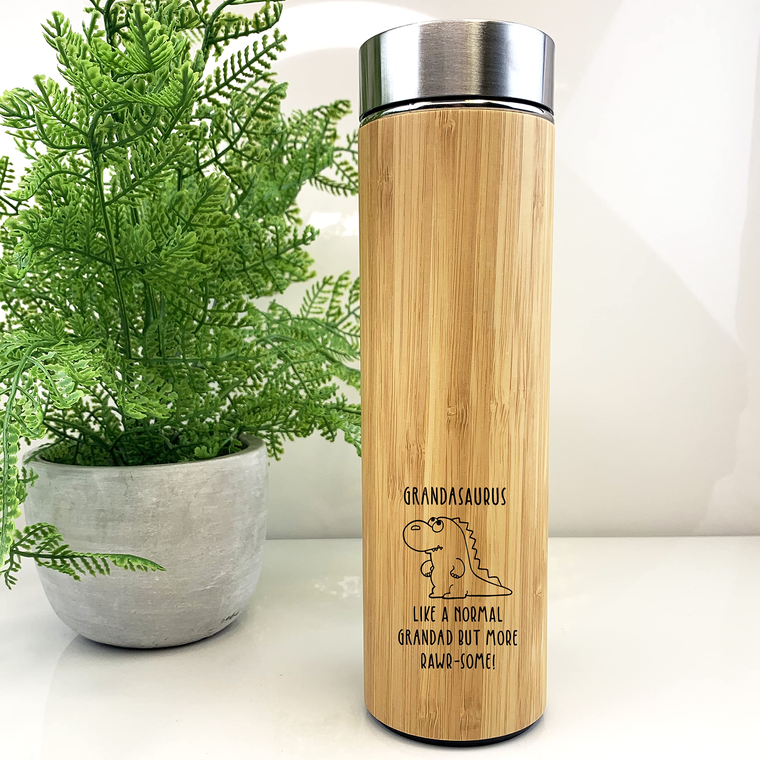eBuyGB Grandasaurus Wood Travel Flask, Dinosaur Travel Mug, 500ml Coffee Tea Cup, Grandad Birthday Gift, Present for Grandfather