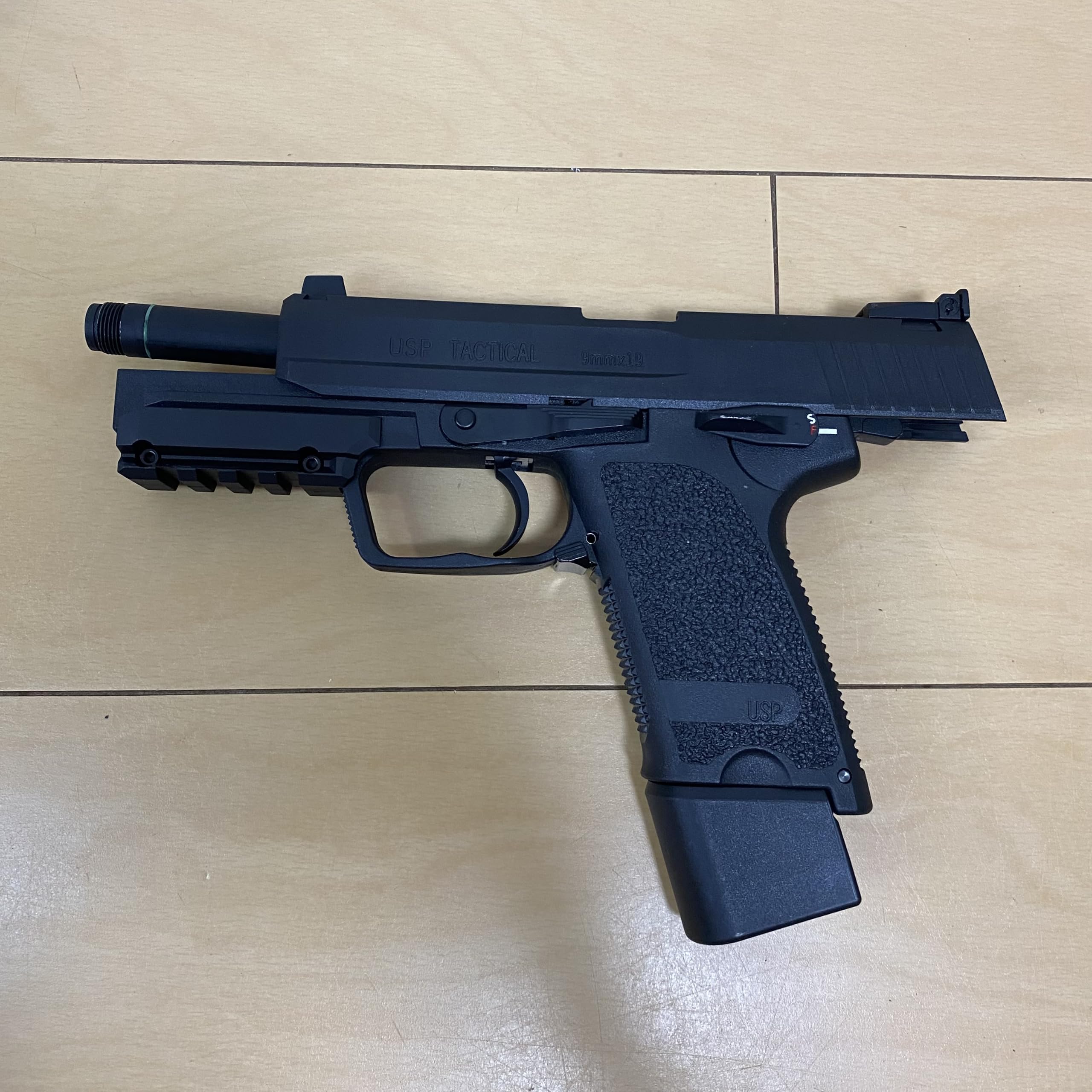 Amazon | BATON BH-USP Tactical CO2 GBB 18歳以上 CO2ブローバック