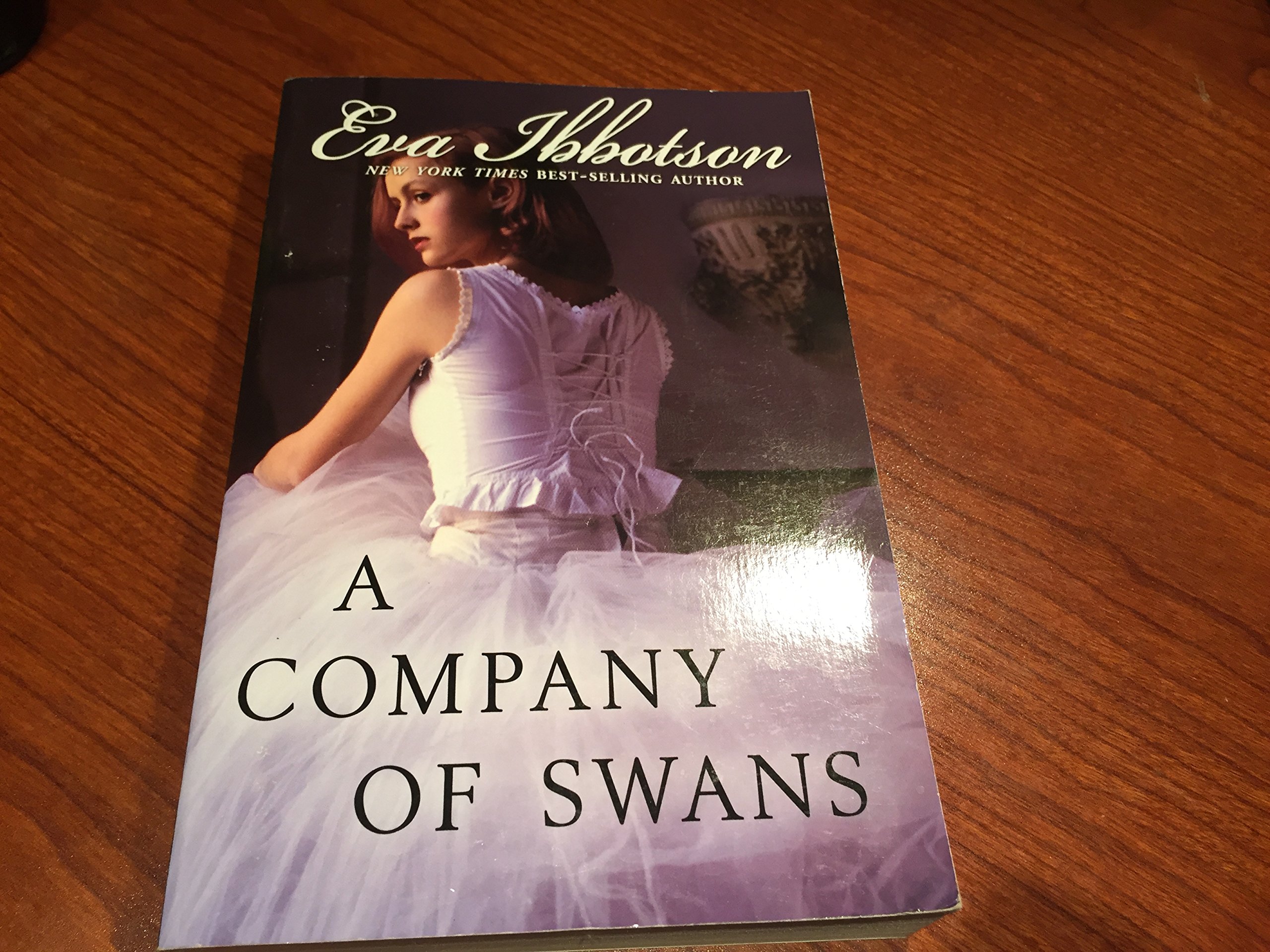 Buy A Company of Swans — BookShops.in